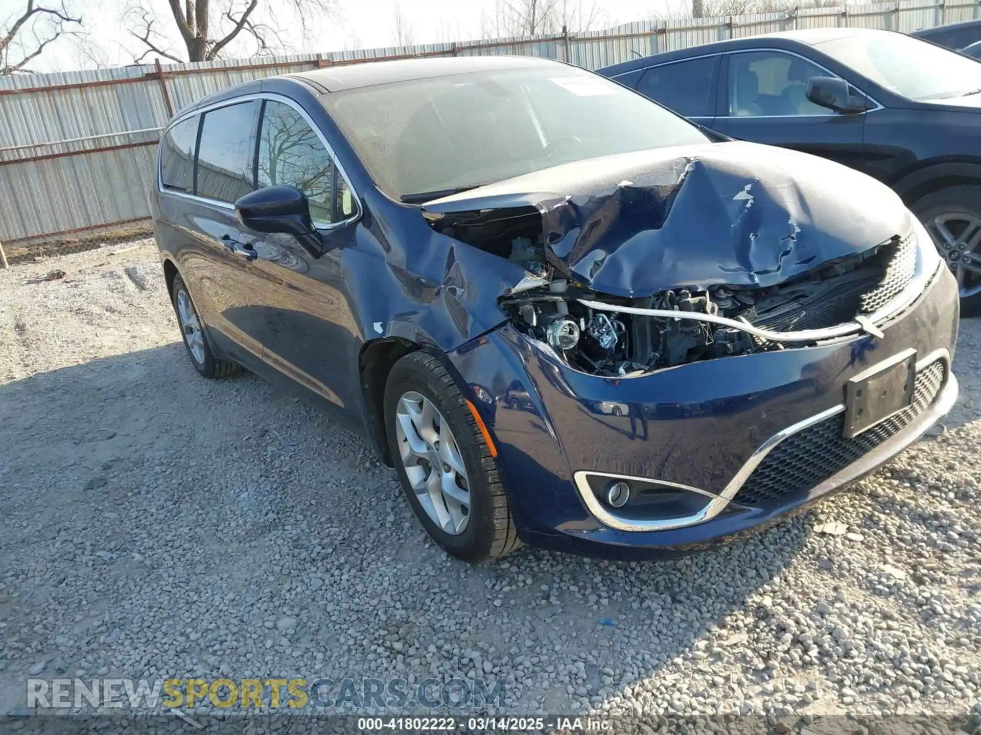1 Photograph of a damaged car 2C4RC1FG1KR582207 CHRYSLER PACIFICA 2019