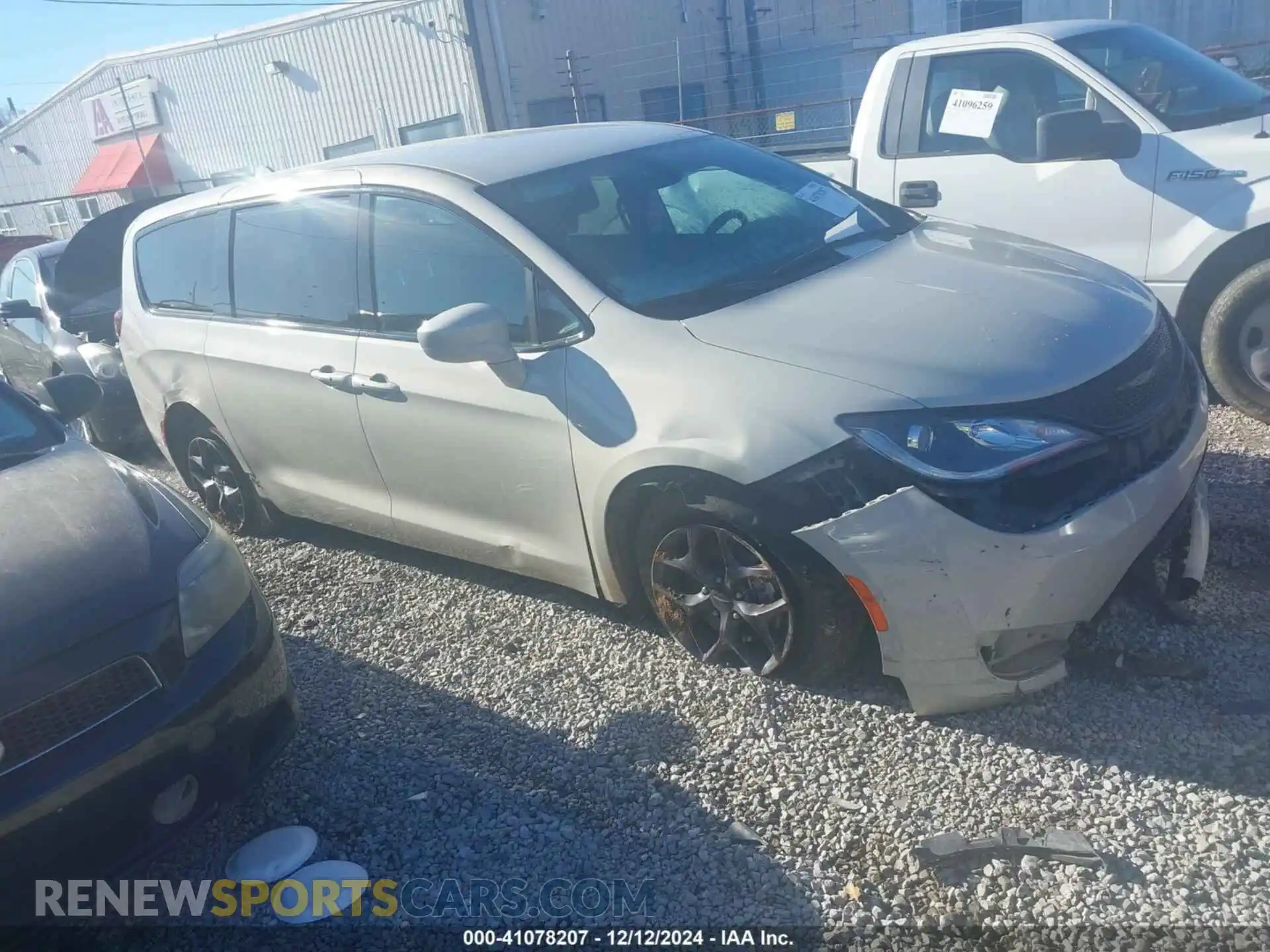 1 fotografías del automóvil dañado 2C4RC1FG2KR610208 CHRYSLER PACIFICA 2019