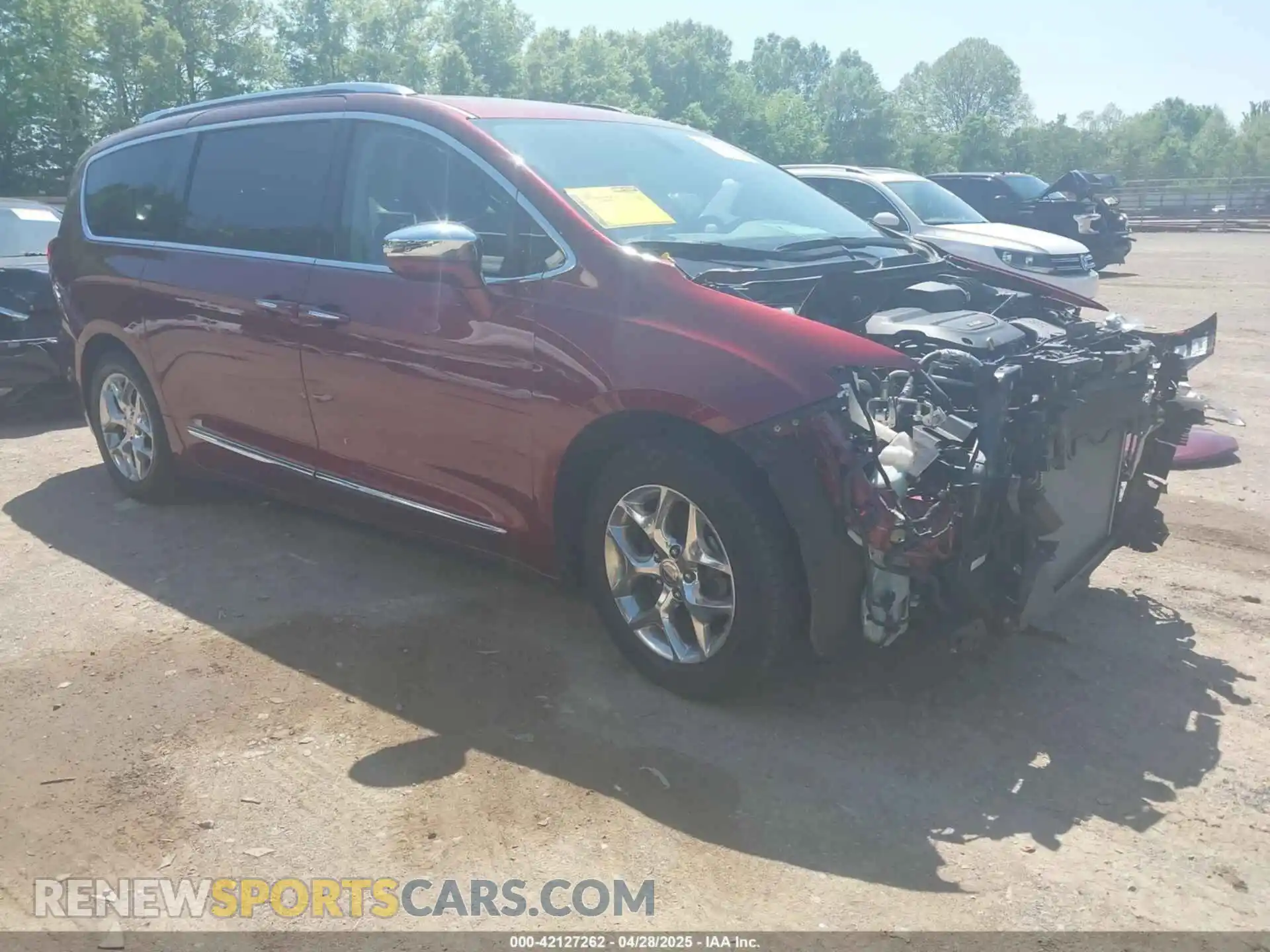 1 Photograph of a damaged car 2C4RC1GG1KR552218 CHRYSLER PACIFICA 2019