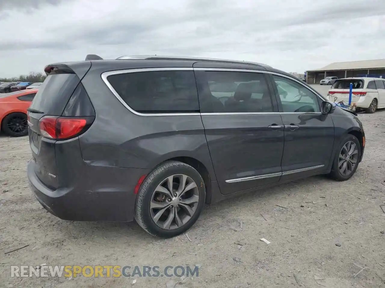 3 fotografías del automóvil dañado 2C4RC1GG1KR597630 CHRYSLER PACIFICA 2019