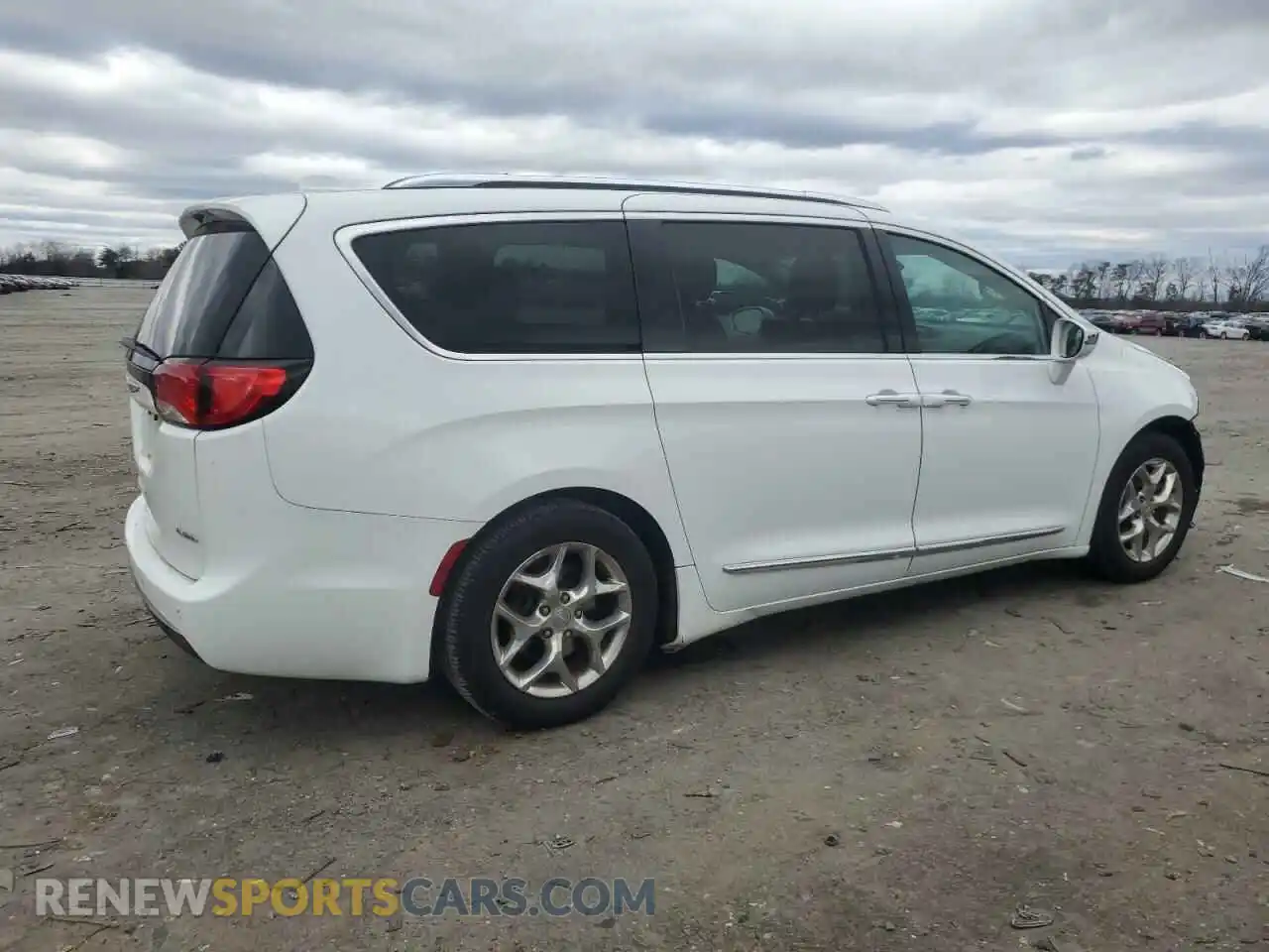 3 Photograph of a damaged car 2C4RC1GG8KR551986 CHRYSLER PACIFICA 2019