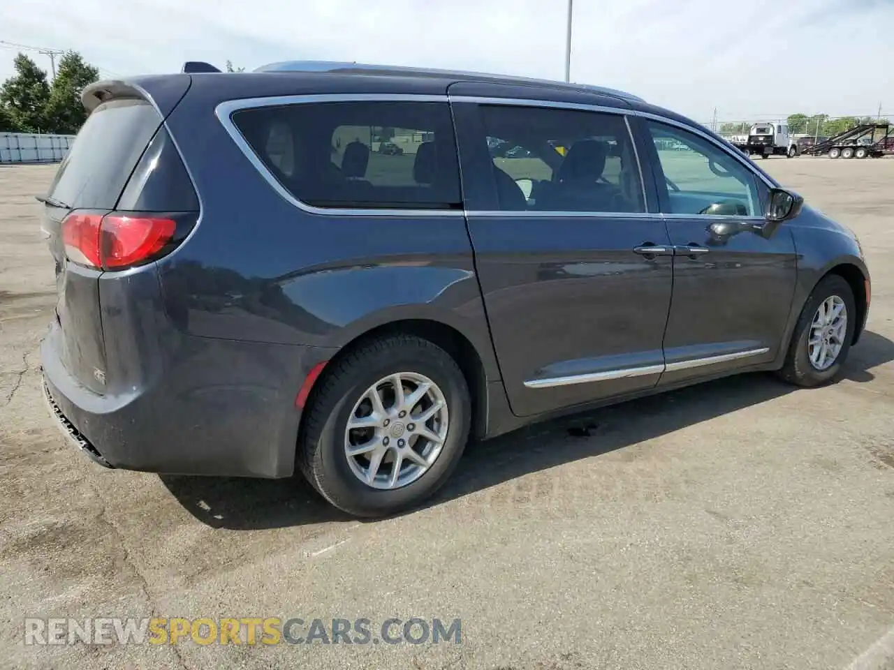 3 Photograph of a damaged car 2C4RC1BG0LR139991 CHRYSLER PACIFICA 2020