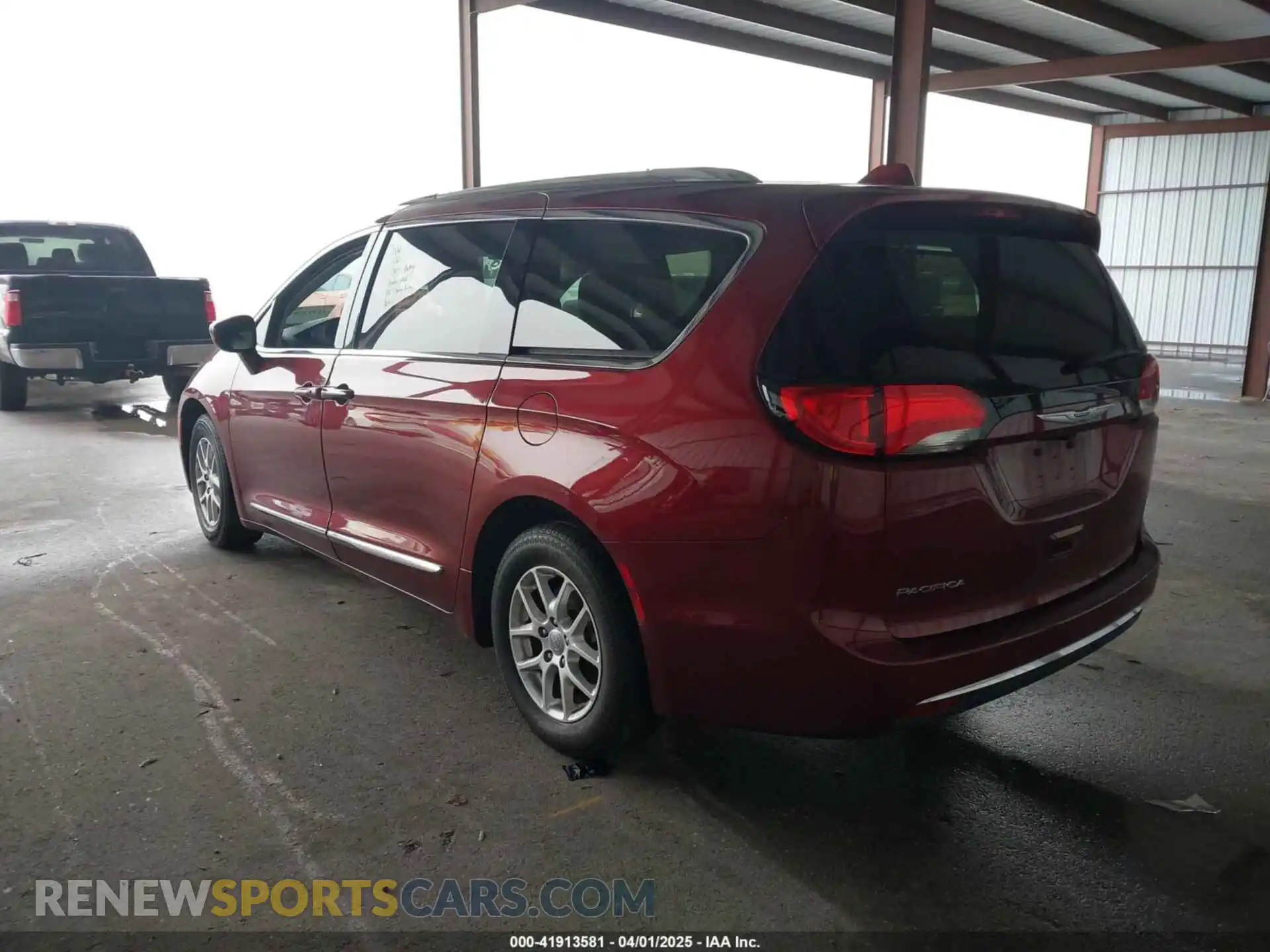 3 Photograph of a damaged car 2C4RC1BG0LR276929 CHRYSLER PACIFICA 2020