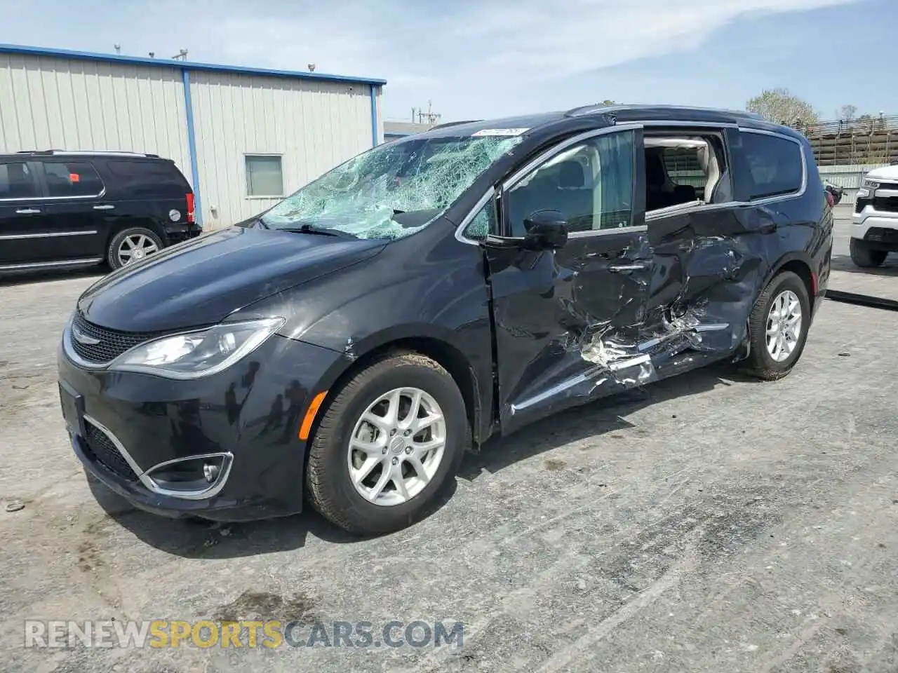1 Photograph of a damaged car 2C4RC1BG1LR105770 CHRYSLER PACIFICA 2020