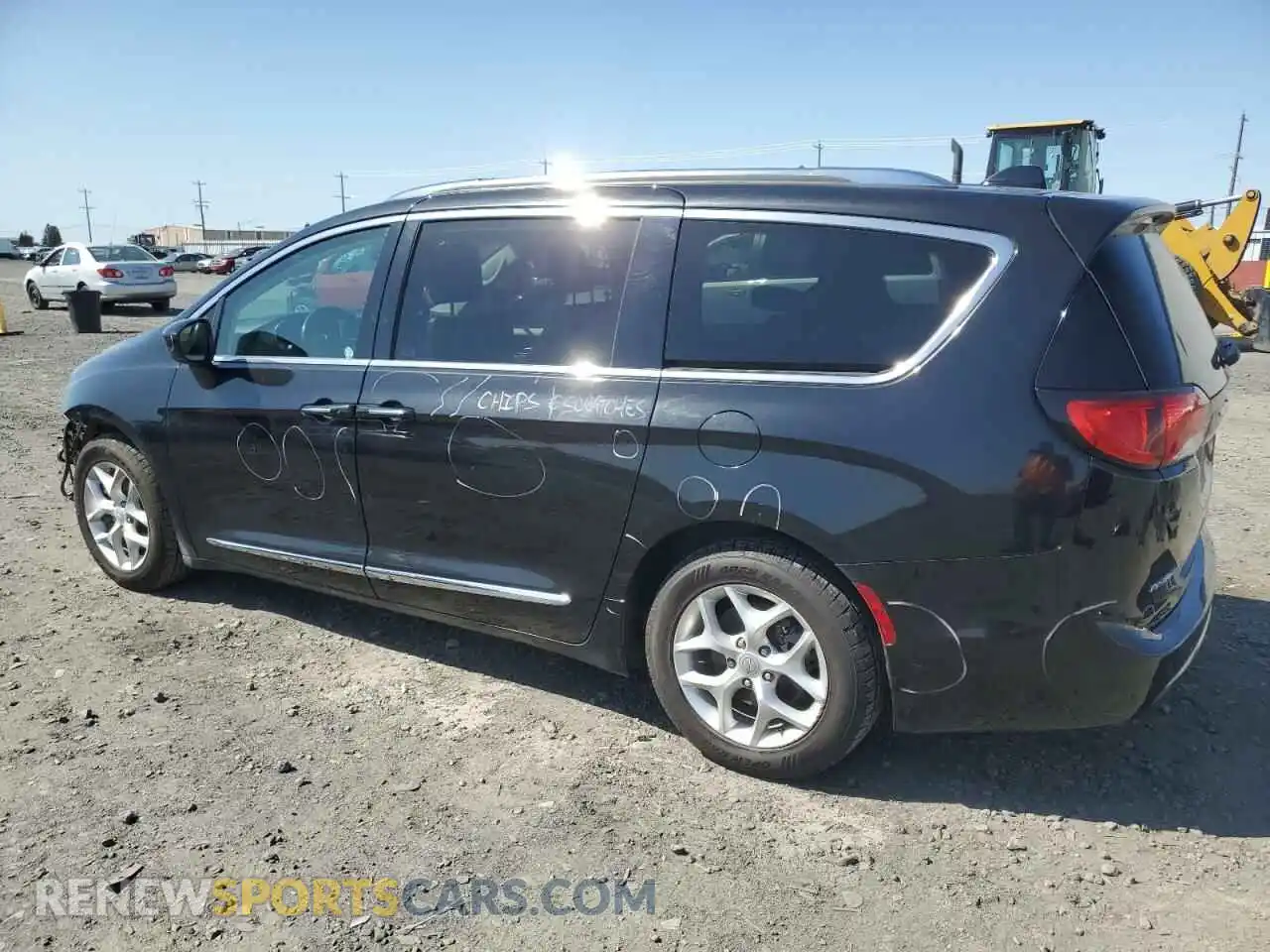 2 Photograph of a damaged car 2C4RC1BG1LR120348 CHRYSLER PACIFICA 2020