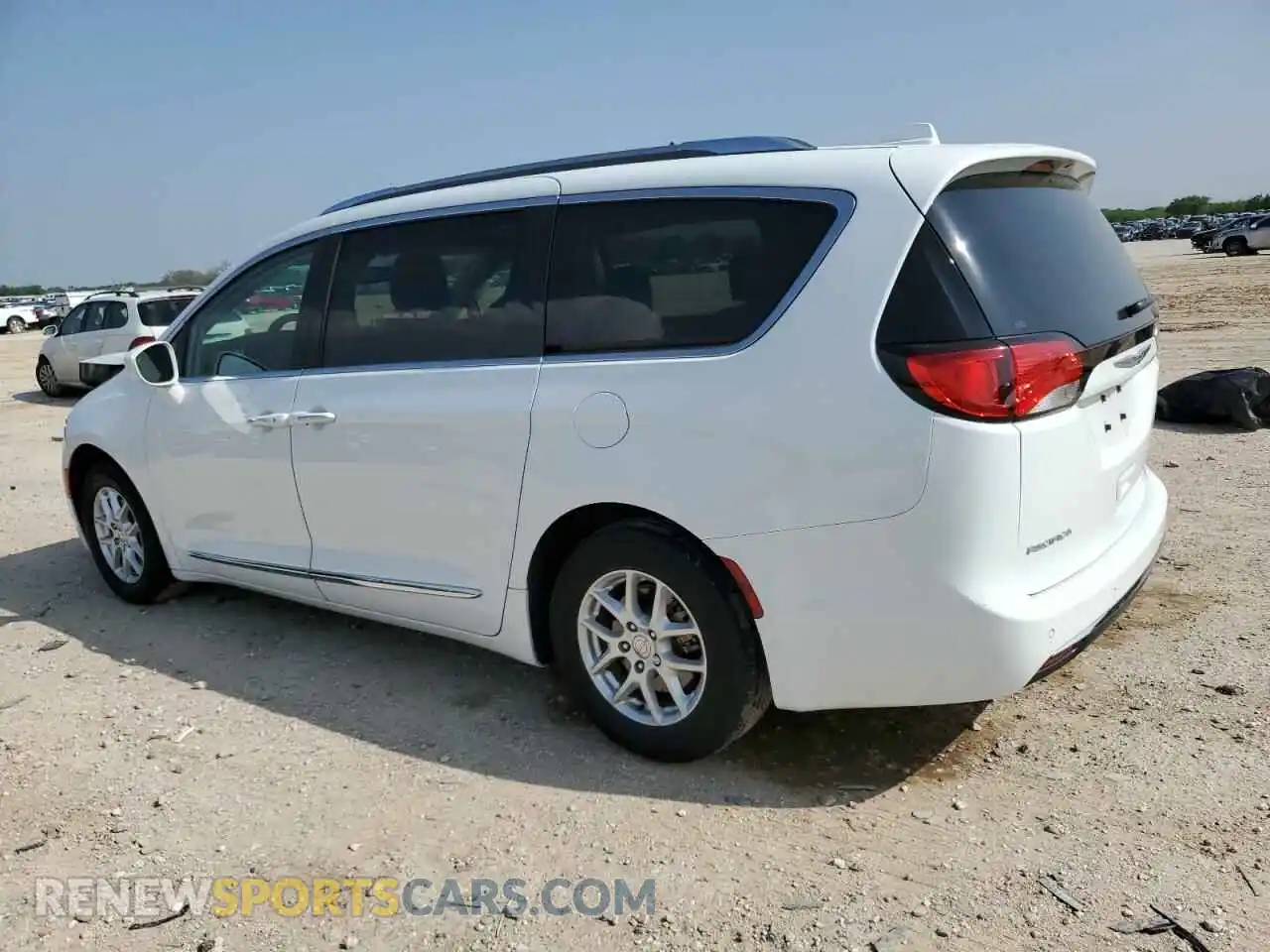 2 Photograph of a damaged car 2C4RC1BG1LR250341 CHRYSLER PACIFICA 2020
