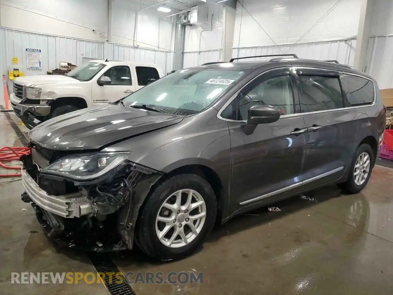 1 Photograph of a damaged car 2C4RC1BG6LR182781 CHRYSLER PACIFICA 2020
