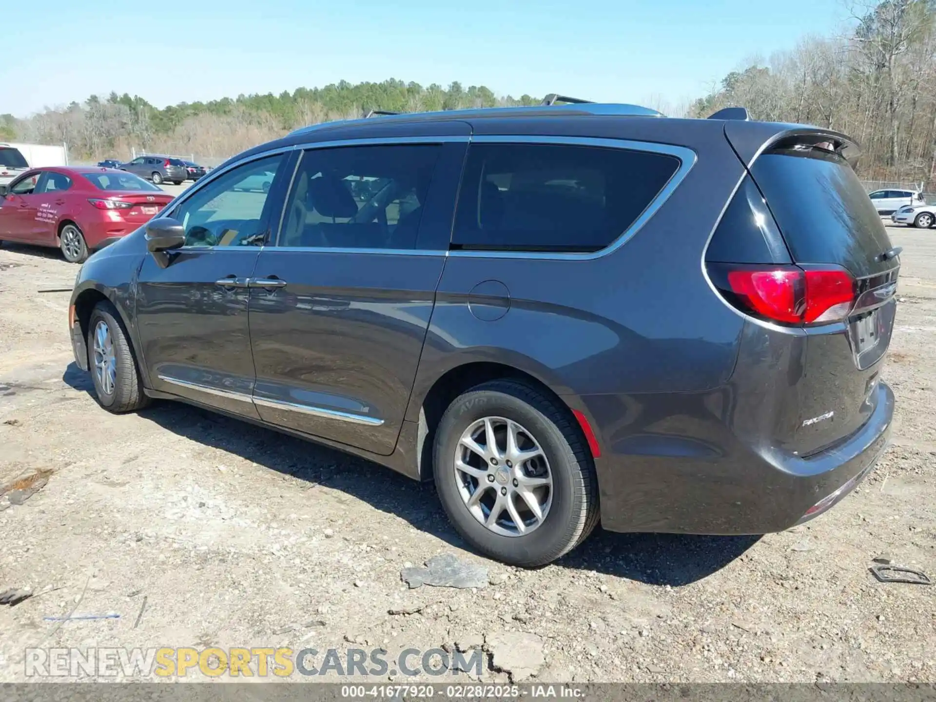 3 fotografías del automóvil dañado 2C4RC1BG6LR269130 CHRYSLER PACIFICA 2020