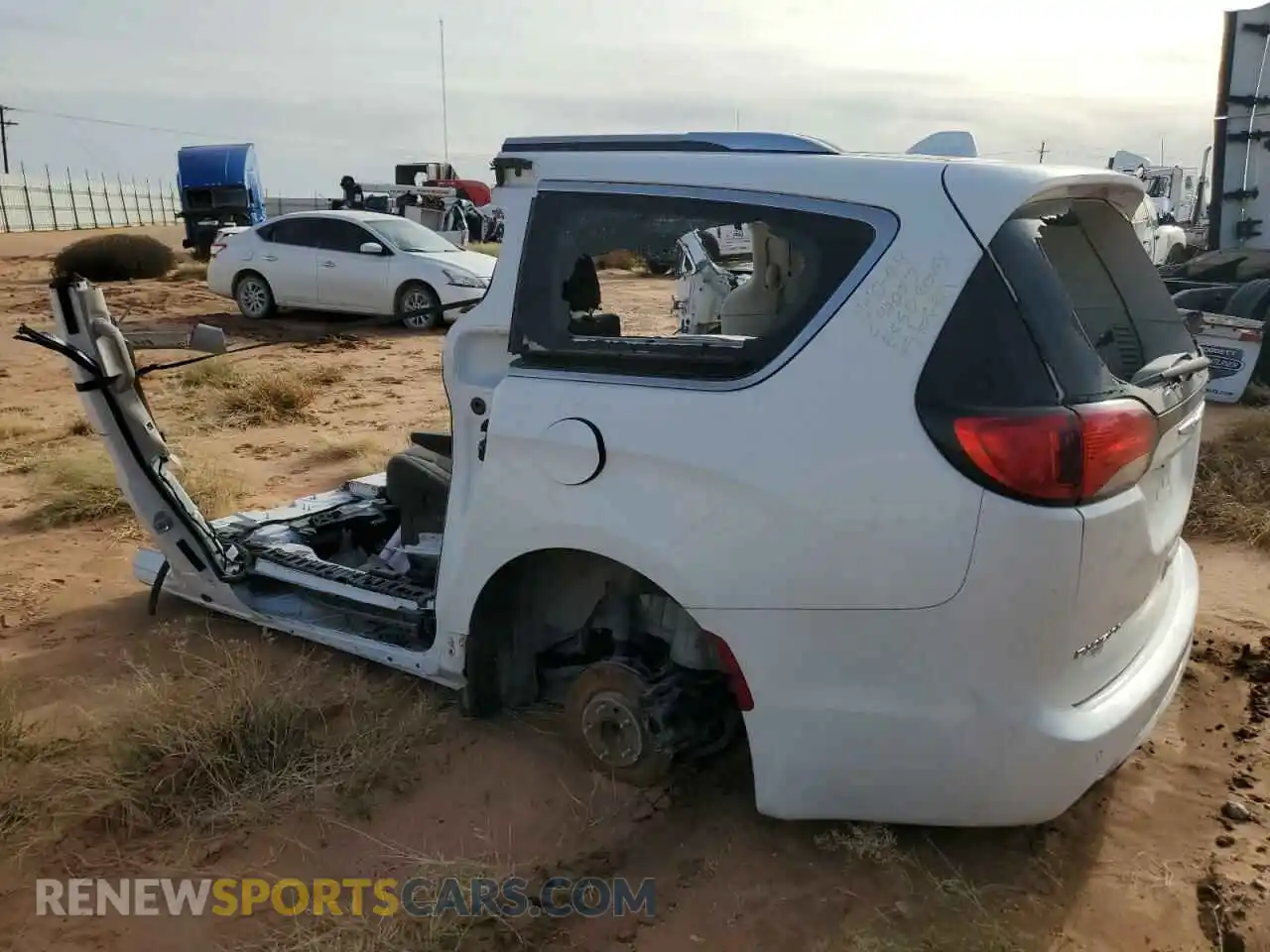 2 Photograph of a damaged car 2C4RC1BG7LR112707 CHRYSLER PACIFICA 2020