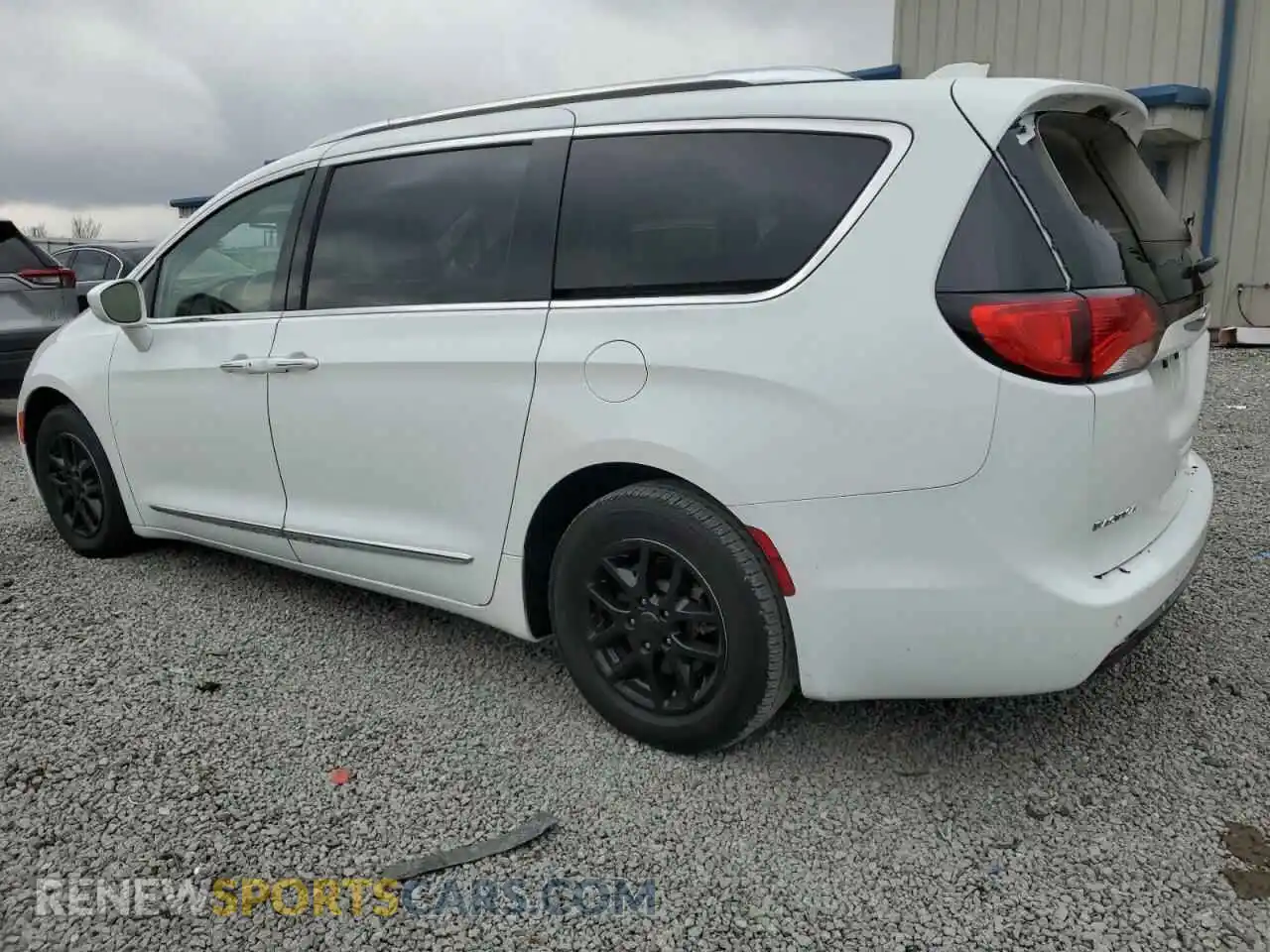 2 Фотография поврежденного автомобиля 2C4RC1BG8LR279254 CHRYSLER PACIFICA 2020