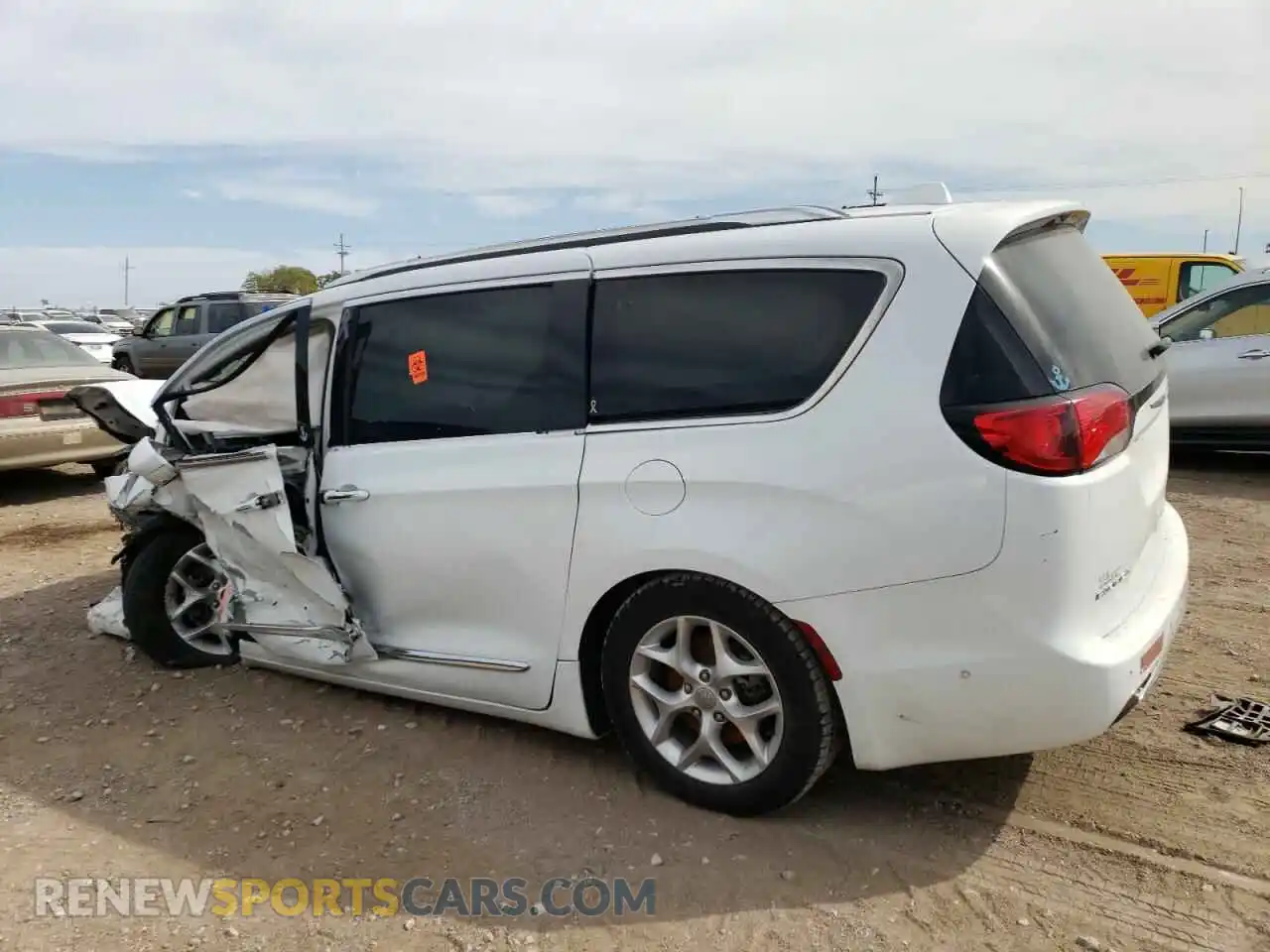 2 Photograph of a damaged car 2C4RC1BG9LR158166 CHRYSLER PACIFICA 2020