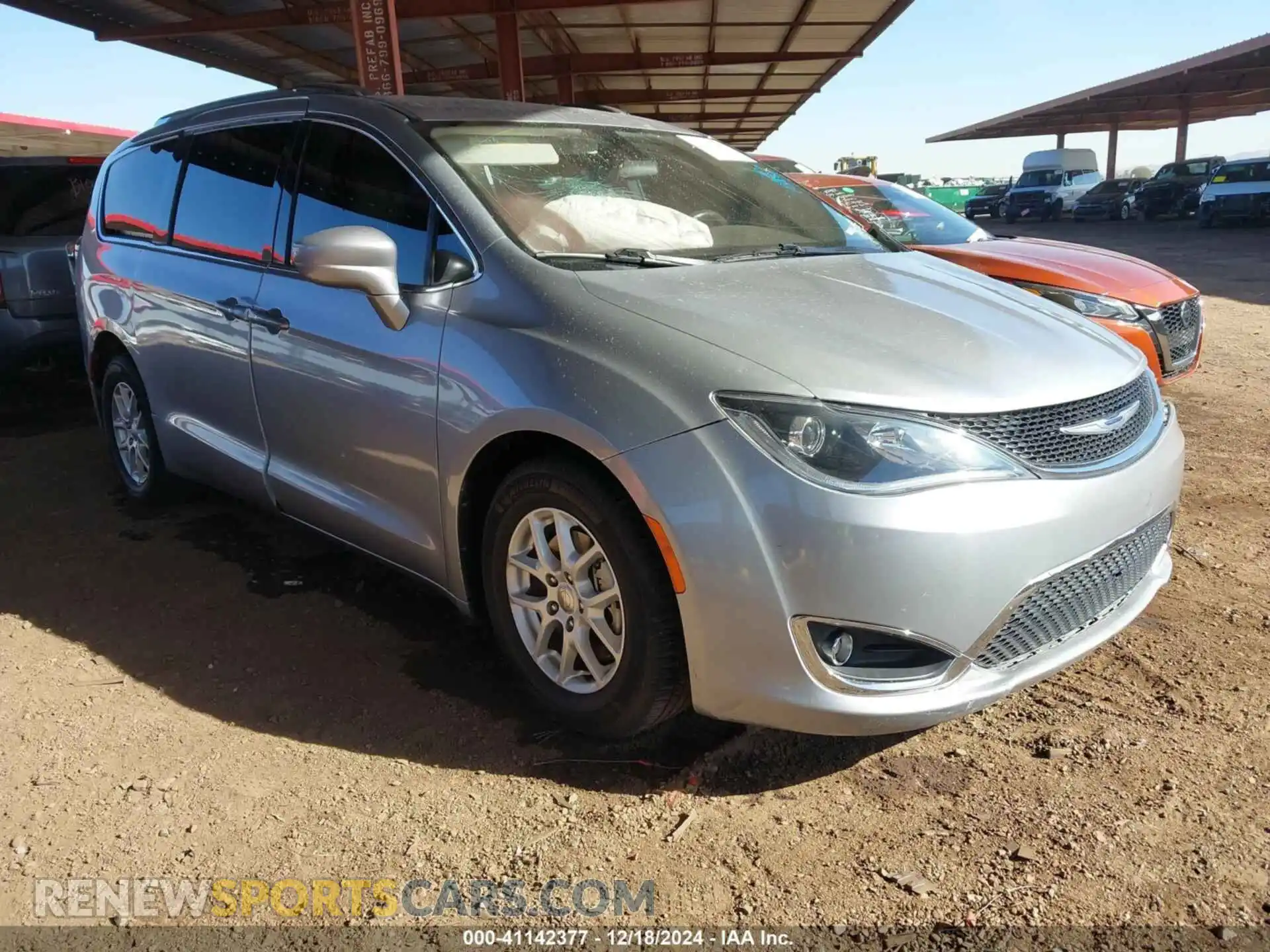 1 Photograph of a damaged car 2C4RC1BGXLR103757 CHRYSLER PACIFICA 2020