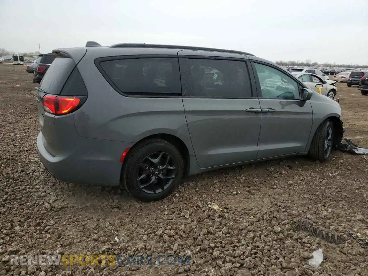 3 Photograph of a damaged car 2C4RC1EG1LR126758 CHRYSLER PACIFICA 2020