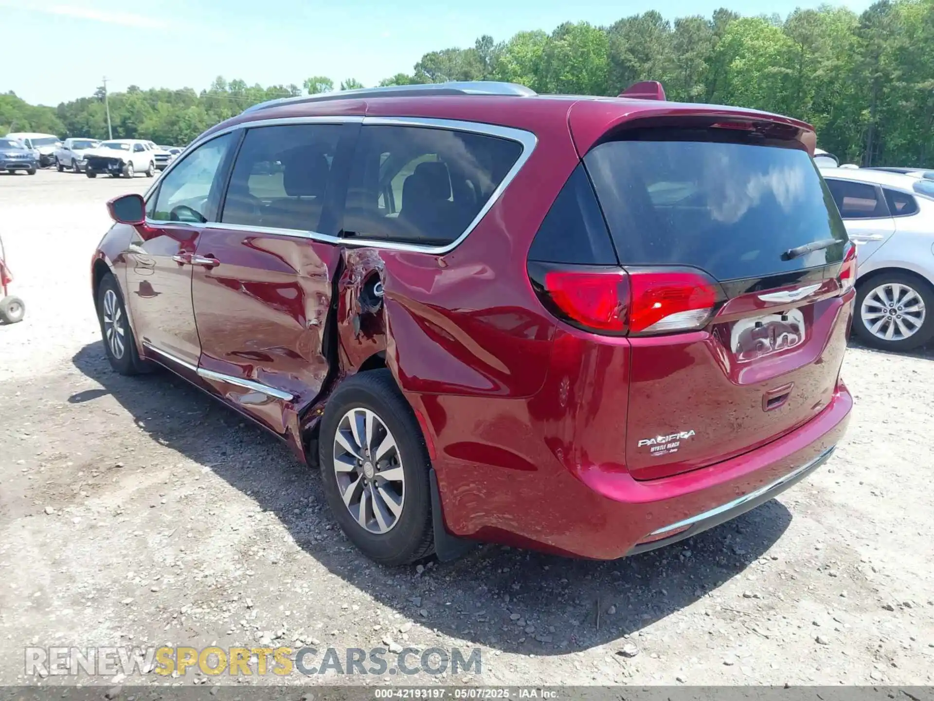 3 fotografías del automóvil dañado 2C4RC1EG2LR210961 CHRYSLER PACIFICA 2020