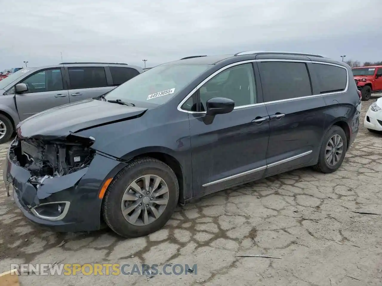 1 Photograph of a damaged car 2C4RC1EG3LR172818 CHRYSLER PACIFICA 2020