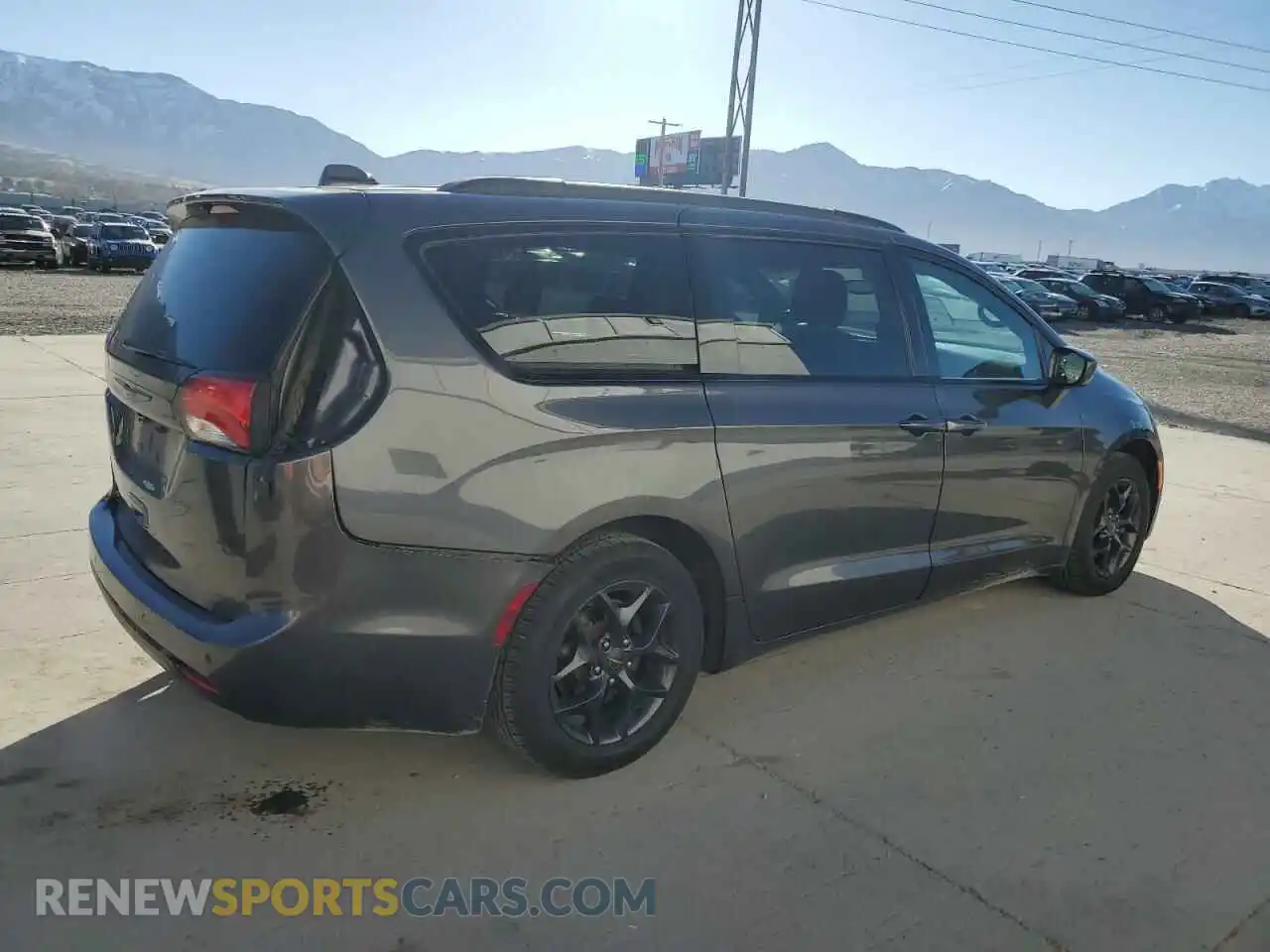 3 fotografías del automóvil dañado 2C4RC1EG4LR125555 CHRYSLER PACIFICA 2020
