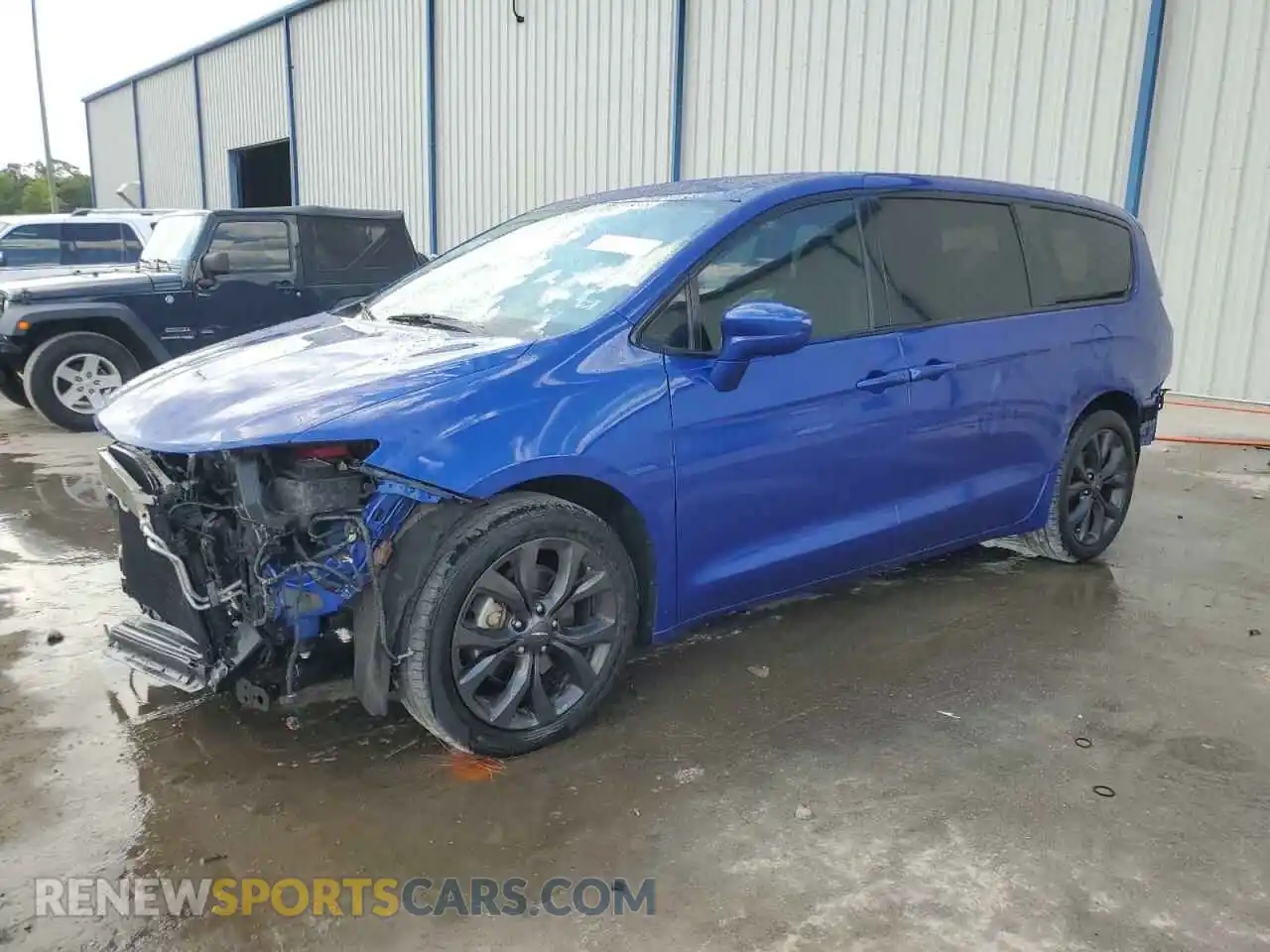 1 Photograph of a damaged car 2C4RC1FG4LR111119 CHRYSLER PACIFICA 2020