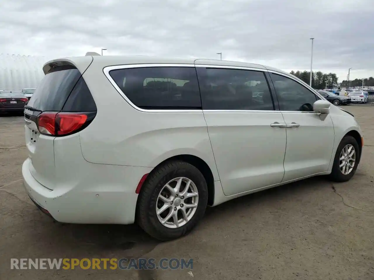 3 Photograph of a damaged car 2C4RC1FG7LR124124 CHRYSLER PACIFICA 2020