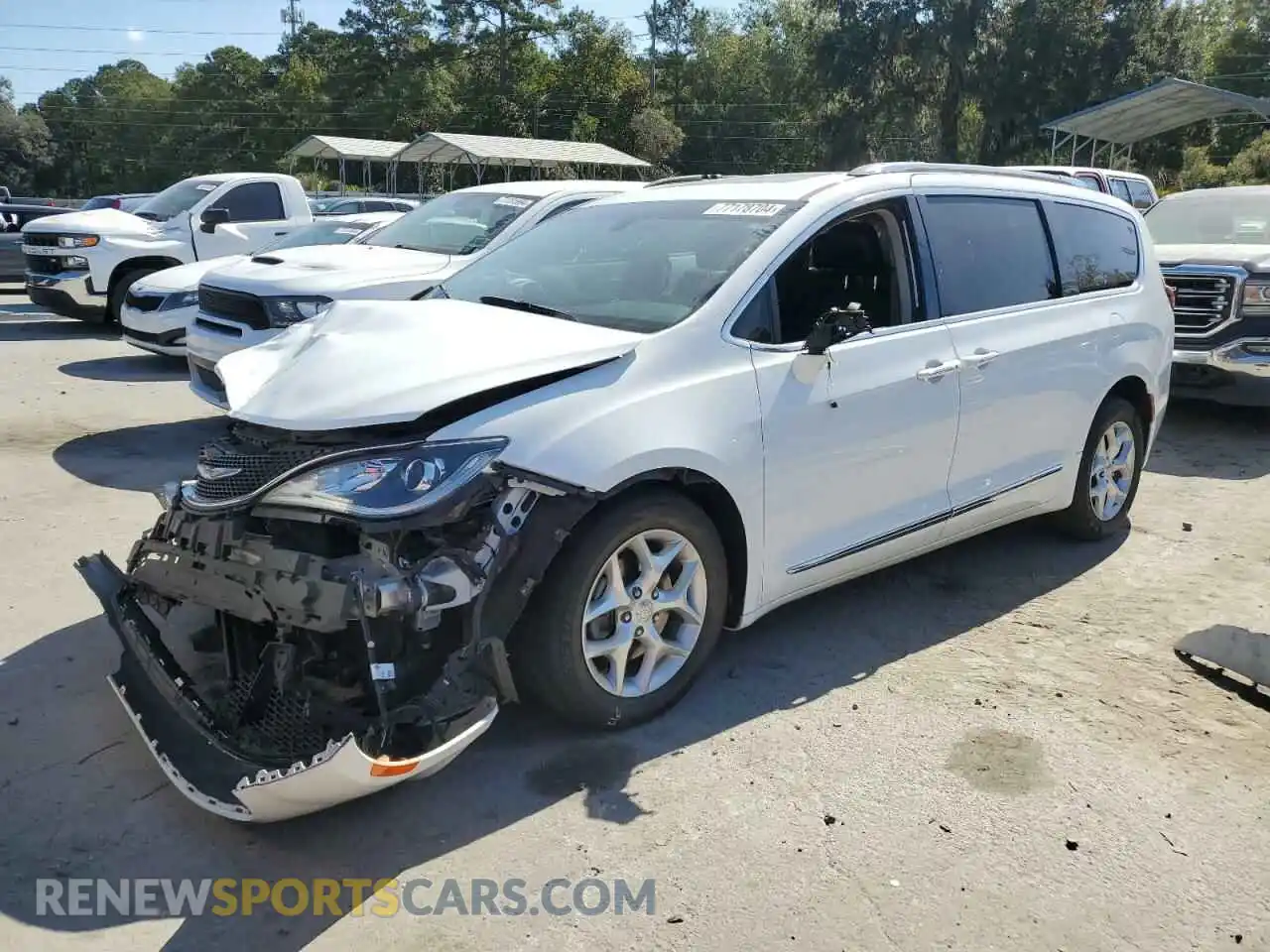1 Photograph of a damaged car 2C4RC1GG1LR283610 CHRYSLER PACIFICA 2020
