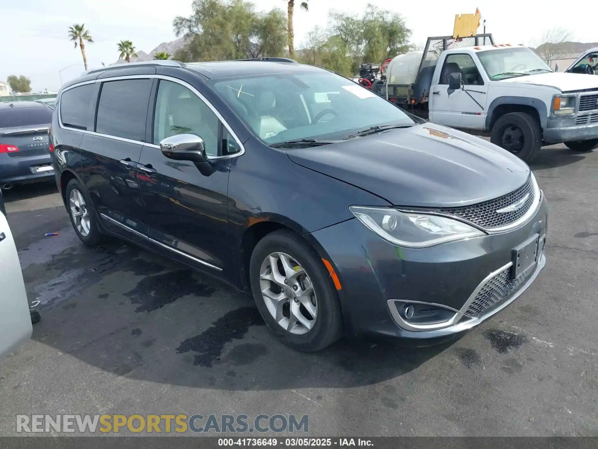 1 Photograph of a damaged car 2C4RC1GG4LR156463 CHRYSLER PACIFICA 2020