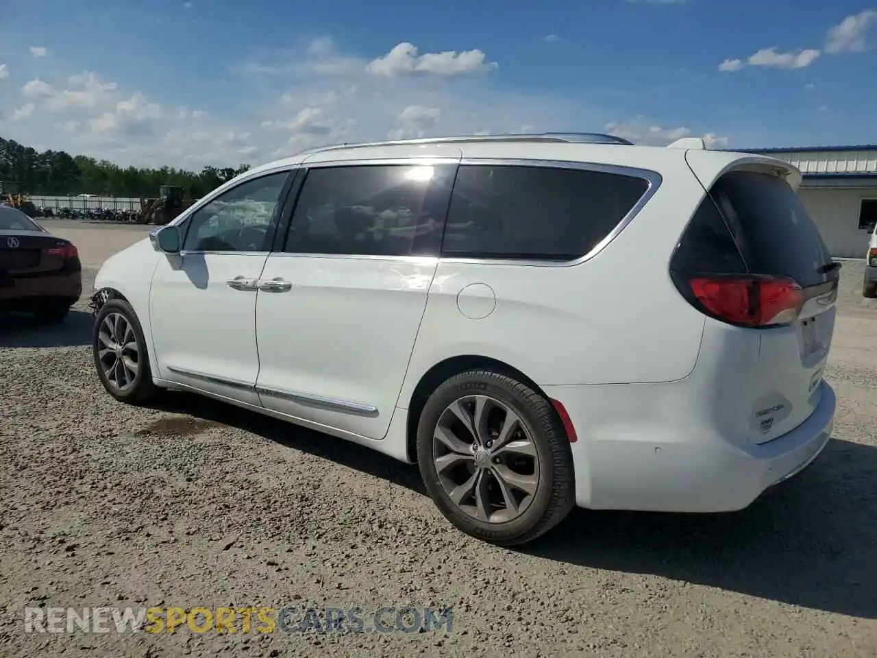 2 Photograph of a damaged car 2C4RC1GG4LR239892 CHRYSLER PACIFICA 2020