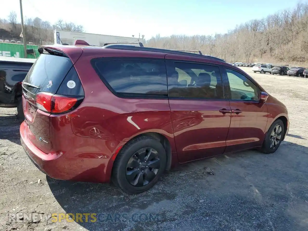 3 Photograph of a damaged car 2C4RC1N78LR277788 CHRYSLER PACIFICA 2020