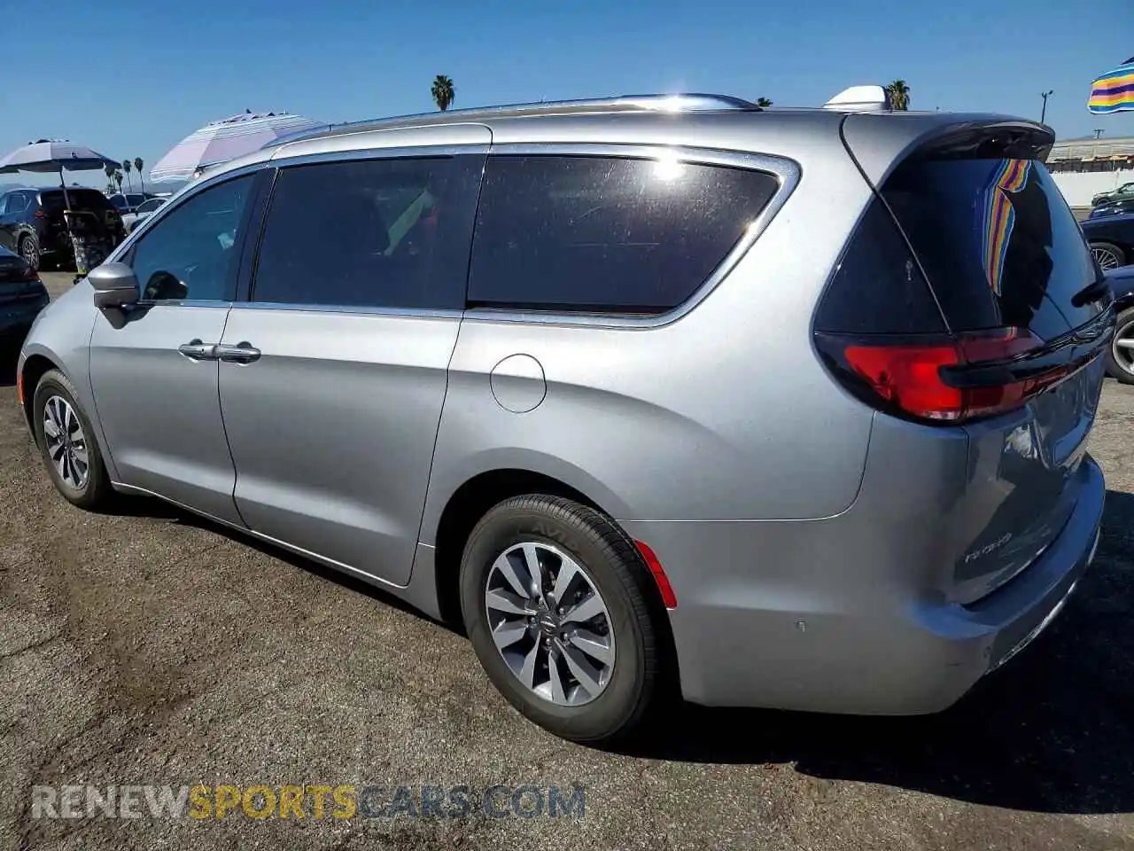 2 Photograph of a damaged car 2C4RC1BG0MR539888 CHRYSLER PACIFICA 2021