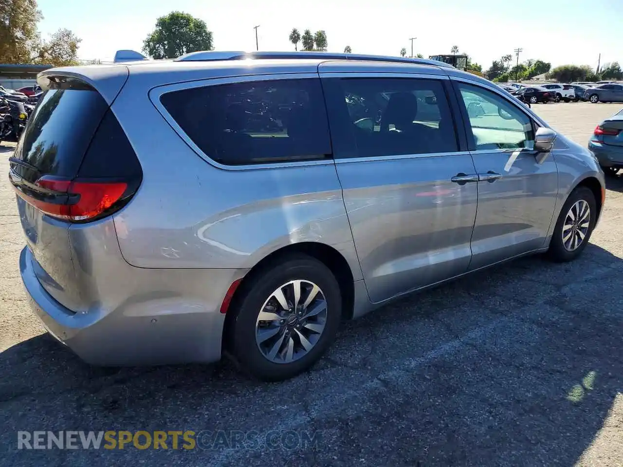 3 Photograph of a damaged car 2C4RC1BG0MR539888 CHRYSLER PACIFICA 2021