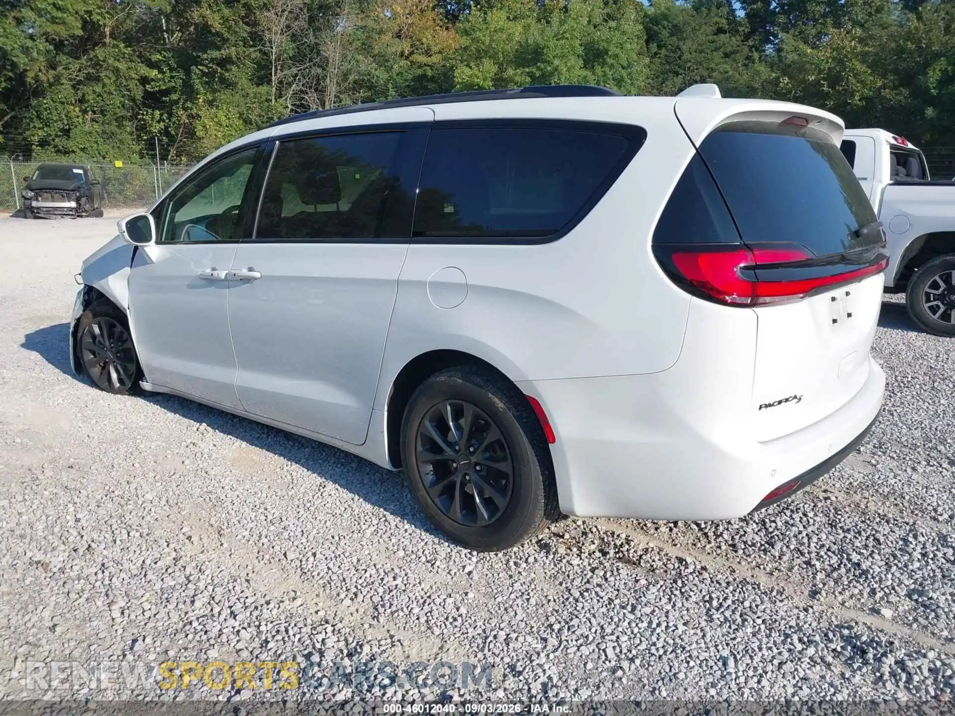 3 Фотография поврежденного автомобиля 2C4RC1BG0MR607512 CHRYSLER PACIFICA 2021