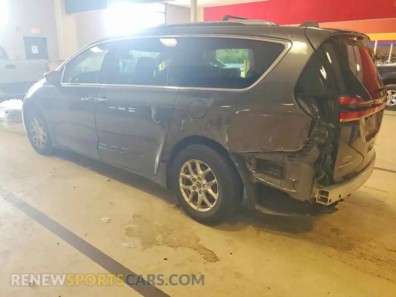 2 Photograph of a damaged car 2C4RC1BG2MR532361 CHRYSLER PACIFICA 2021
