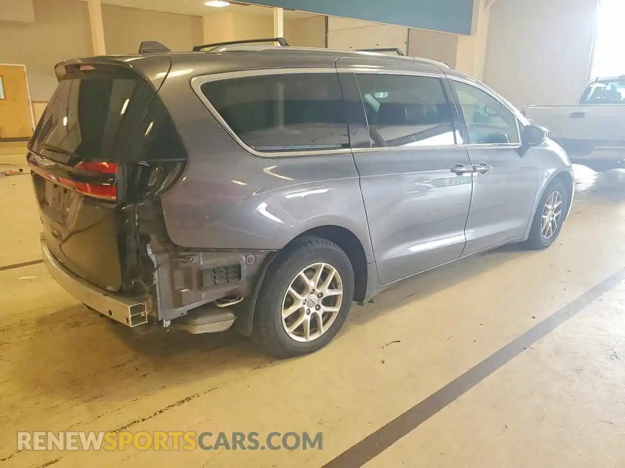 3 Photograph of a damaged car 2C4RC1BG2MR532361 CHRYSLER PACIFICA 2021