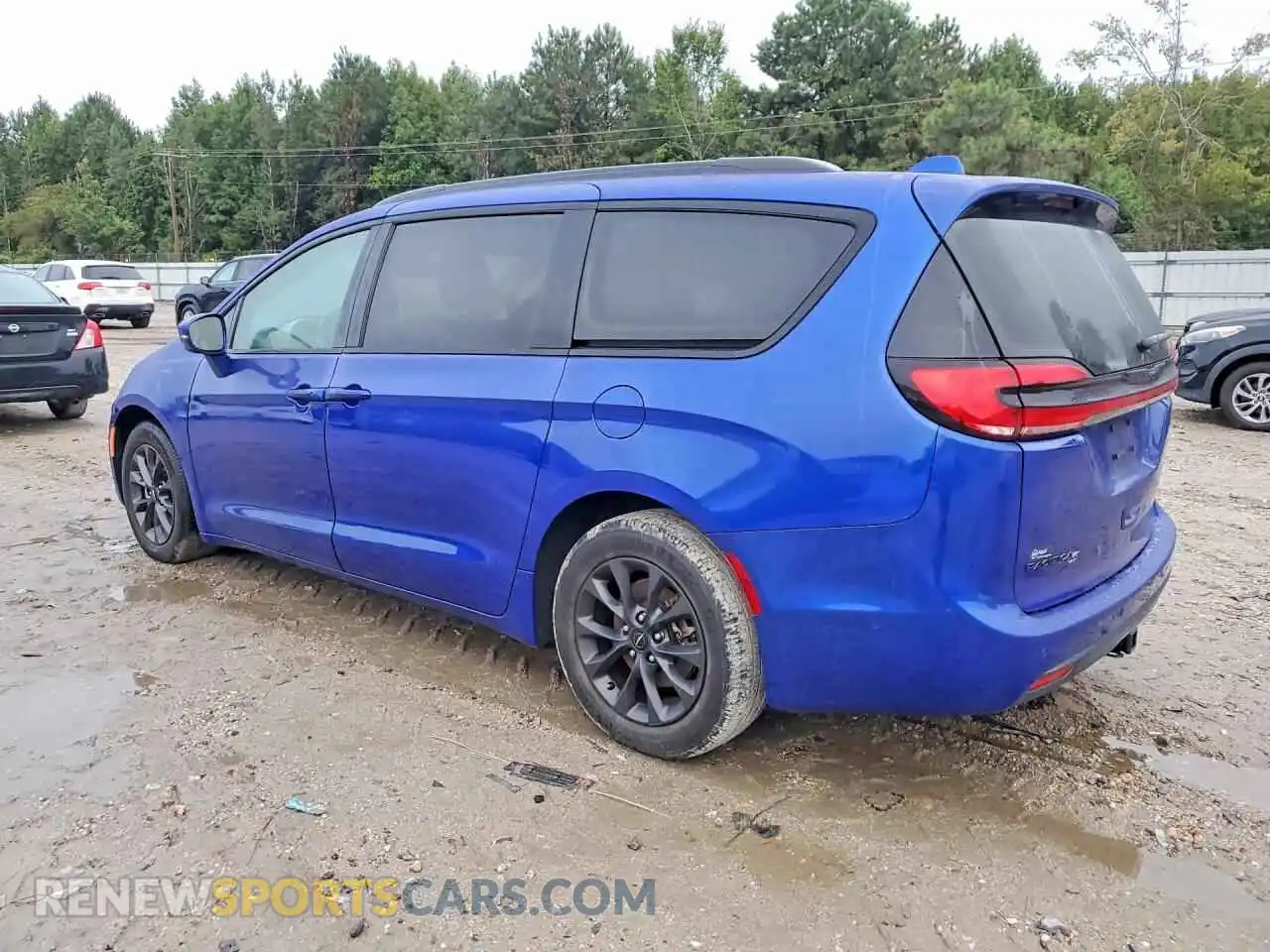 2 Photograph of a damaged car 2C4RC1BG6MR589548 CHRYSLER PACIFICA 2021