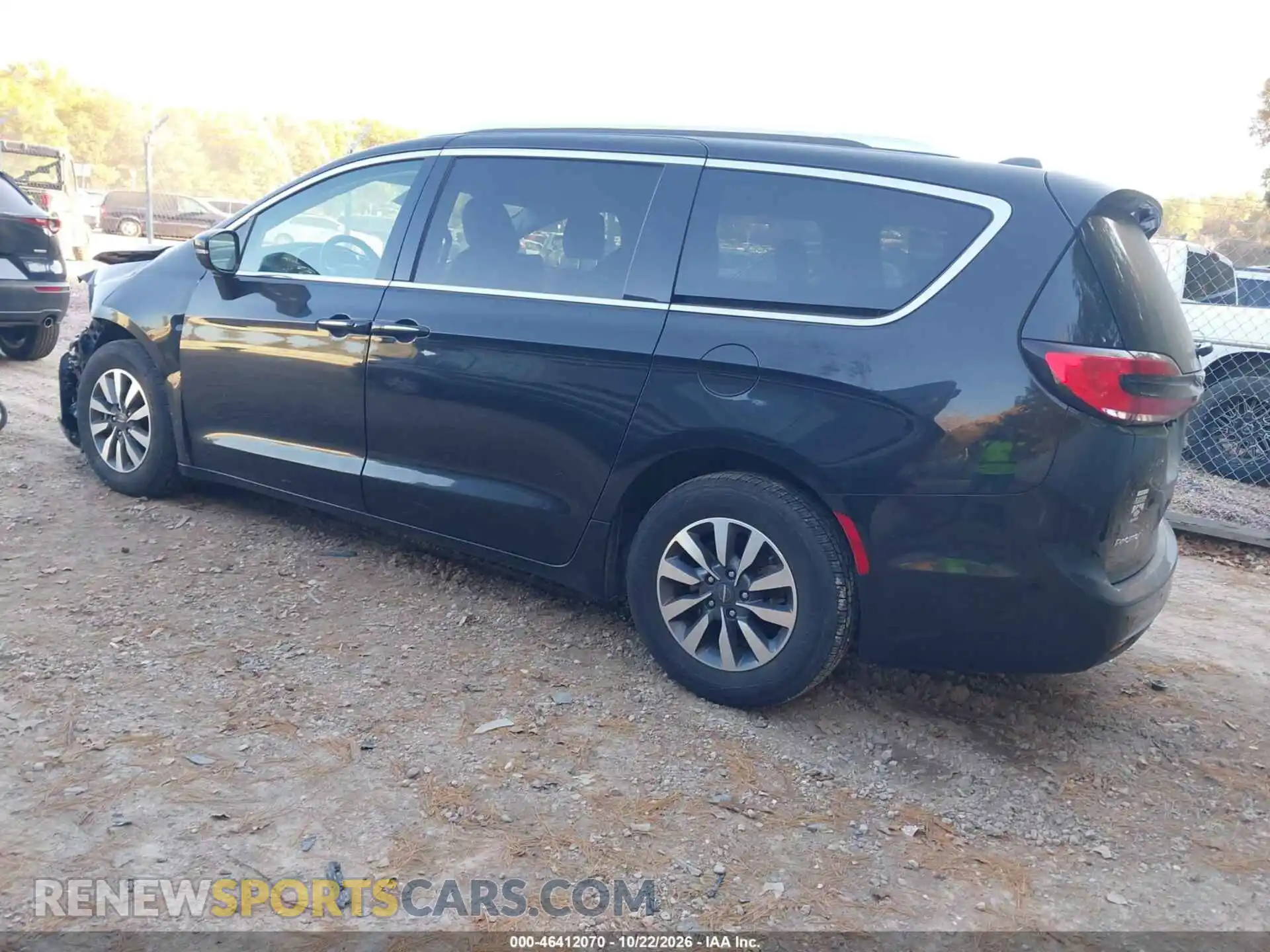 3 Photograph of a damaged car 2C4RC1BG8MR504368 CHRYSLER PACIFICA 2021