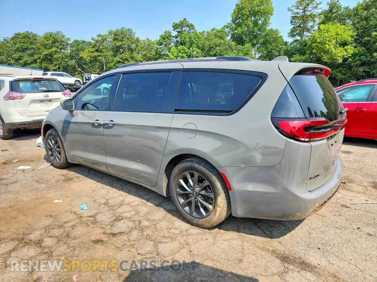 2 Photograph of a damaged car 2C4RC1BG9MR607640 CHRYSLER PACIFICA 2021