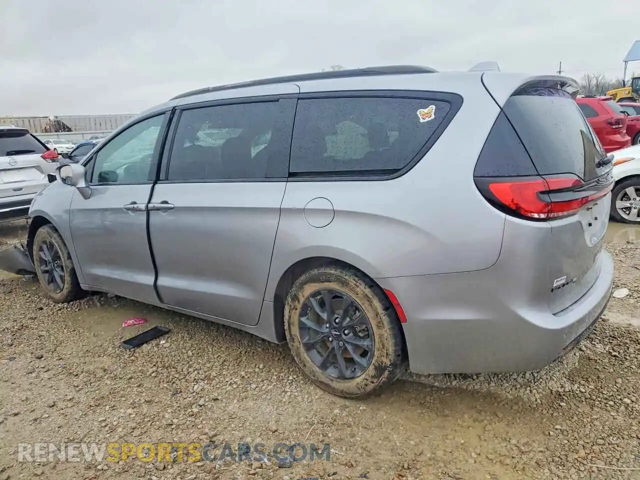 2 Photograph of a damaged car 2C4RC1FG3MR513053 CHRYSLER PACIFICA 2021