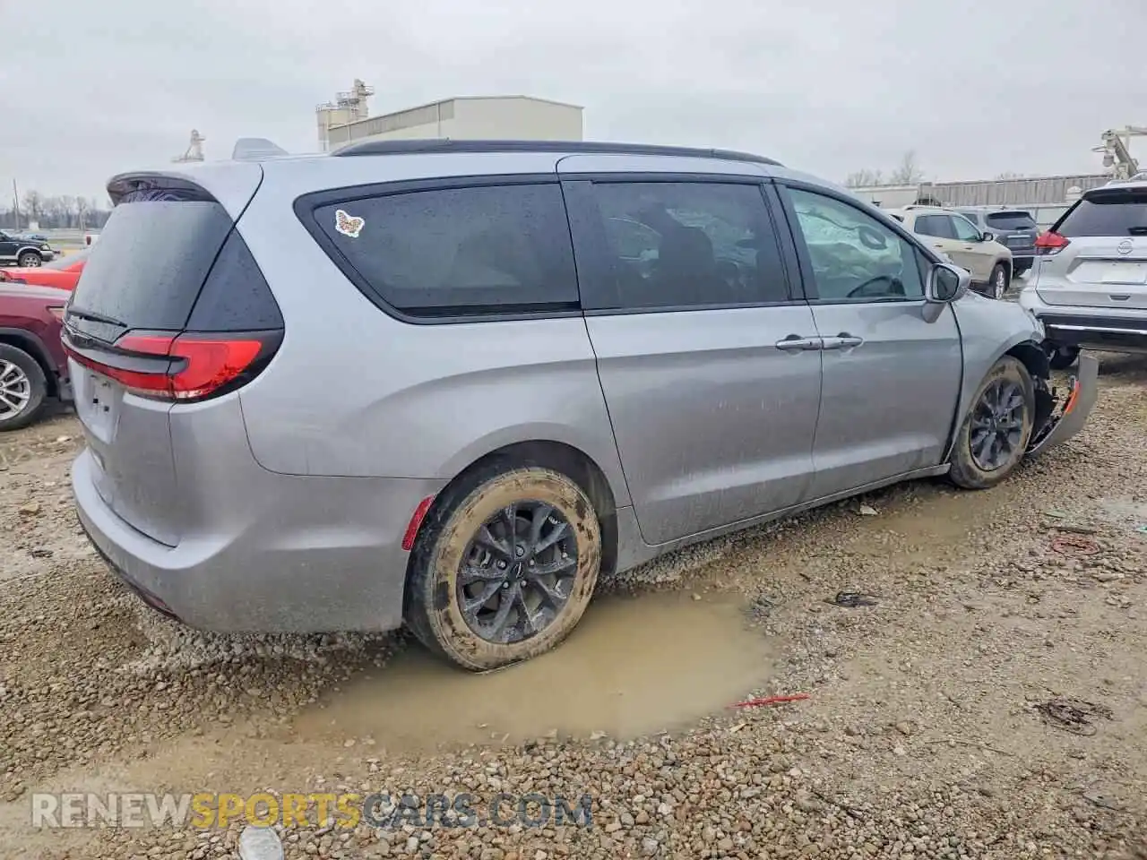 3 Photograph of a damaged car 2C4RC1FG3MR513053 CHRYSLER PACIFICA 2021