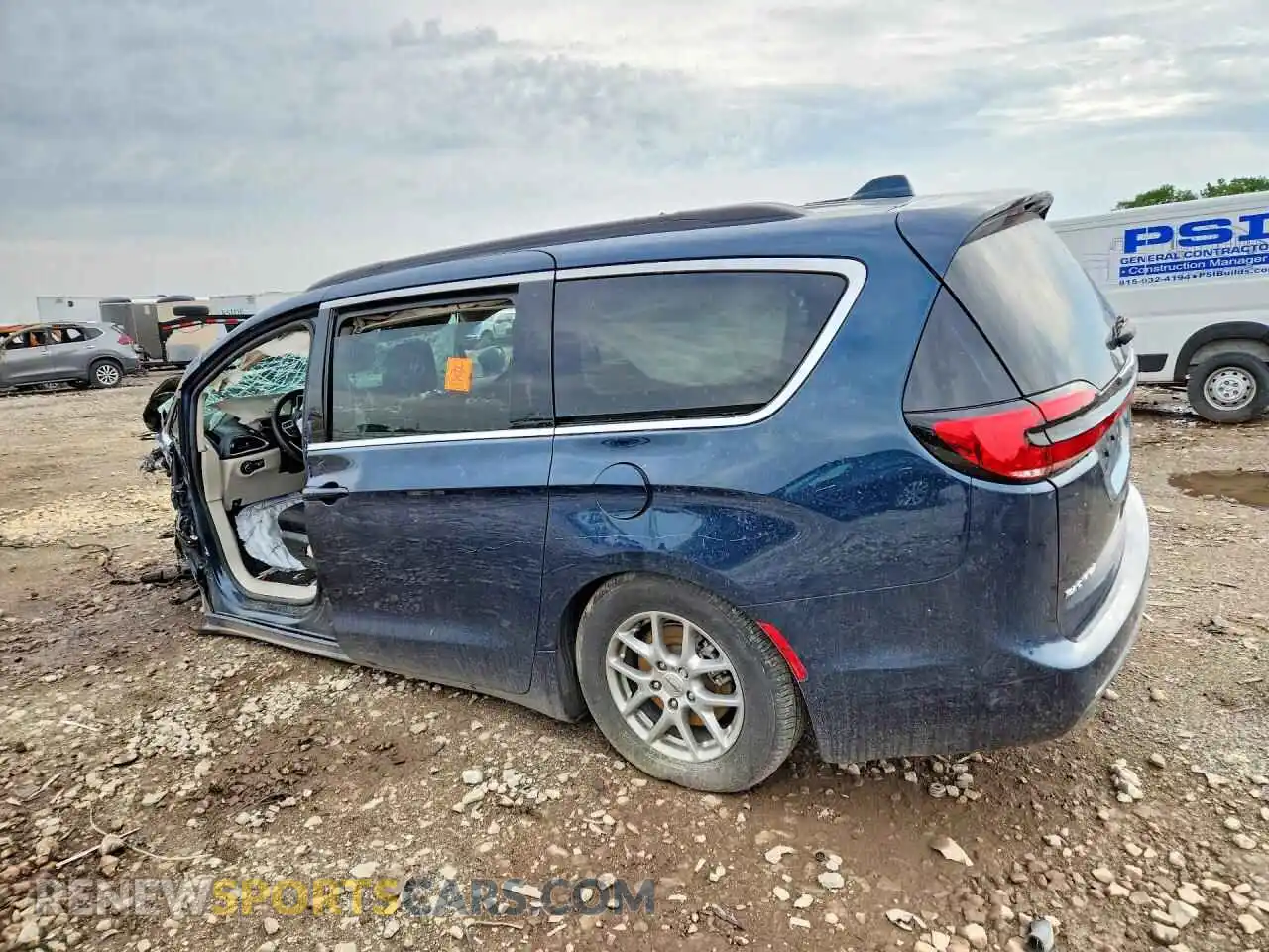 2 Photograph of a damaged car 2C4RC1FG3MR591428 CHRYSLER PACIFICA 2021
