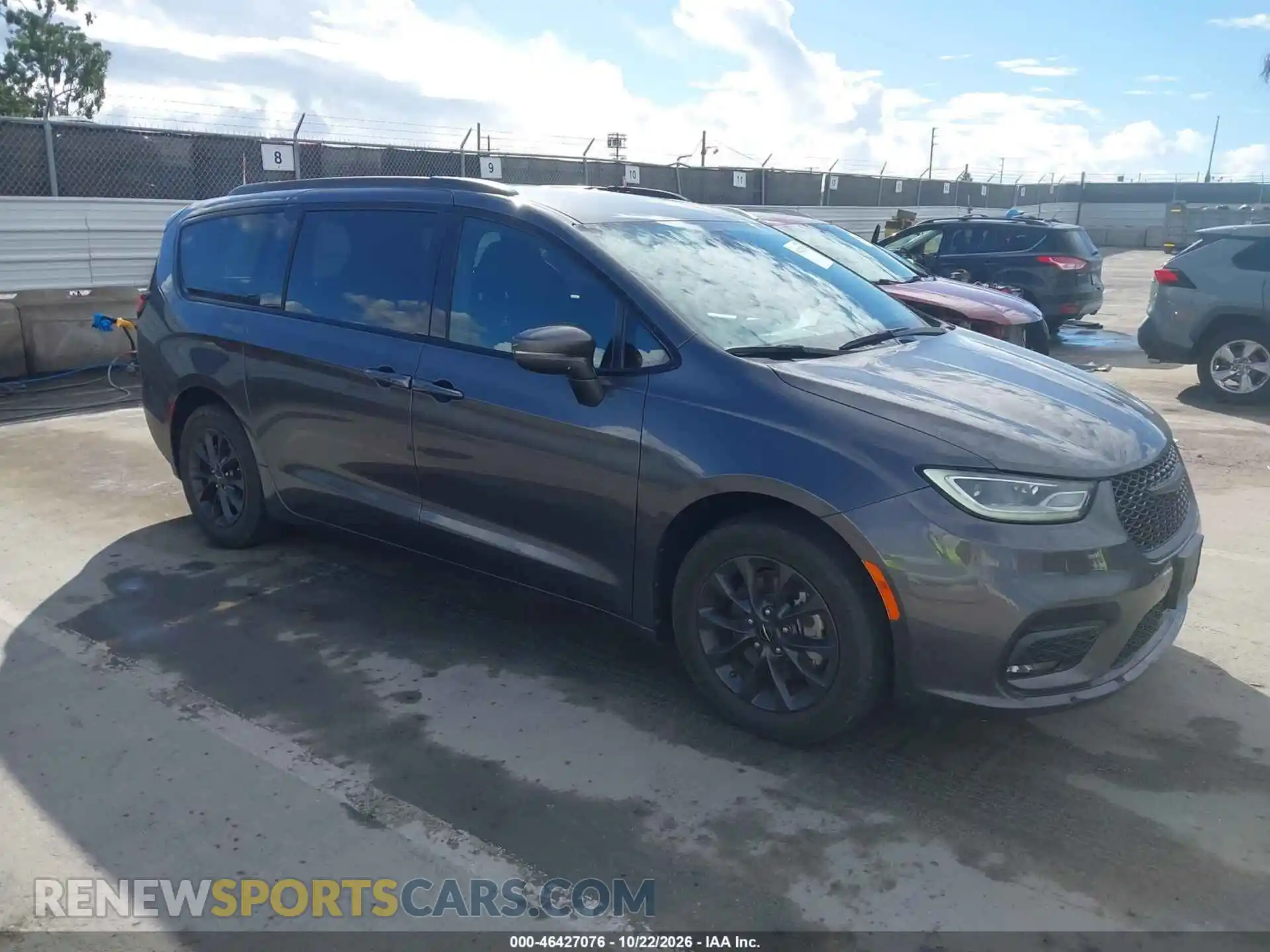 1 Фотография поврежденного автомобиля 2C4RC1FG4MR501218 CHRYSLER PACIFICA 2021
