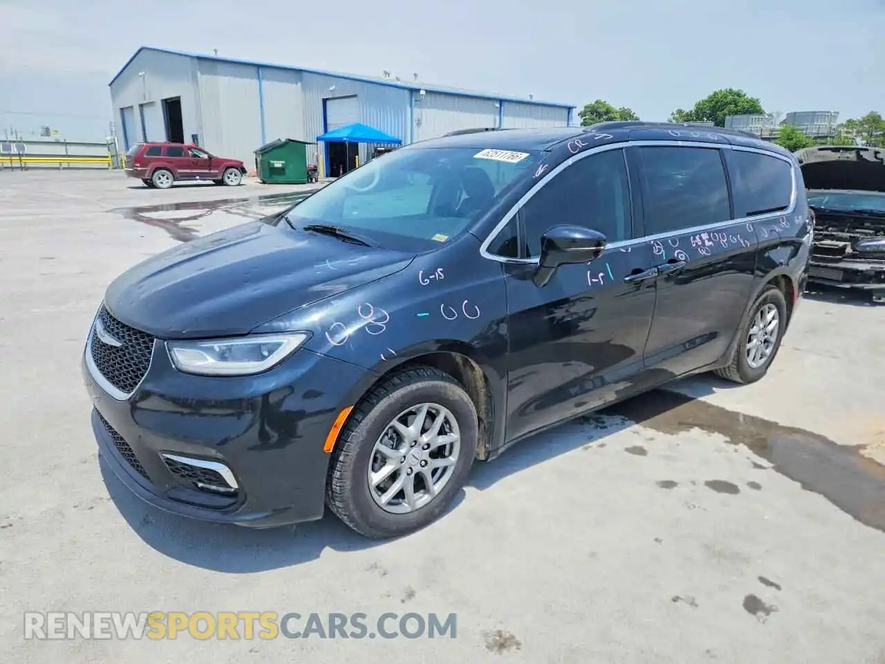 1 Photograph of a damaged car 2C4RC1FG4MR587565 CHRYSLER PACIFICA 2021
