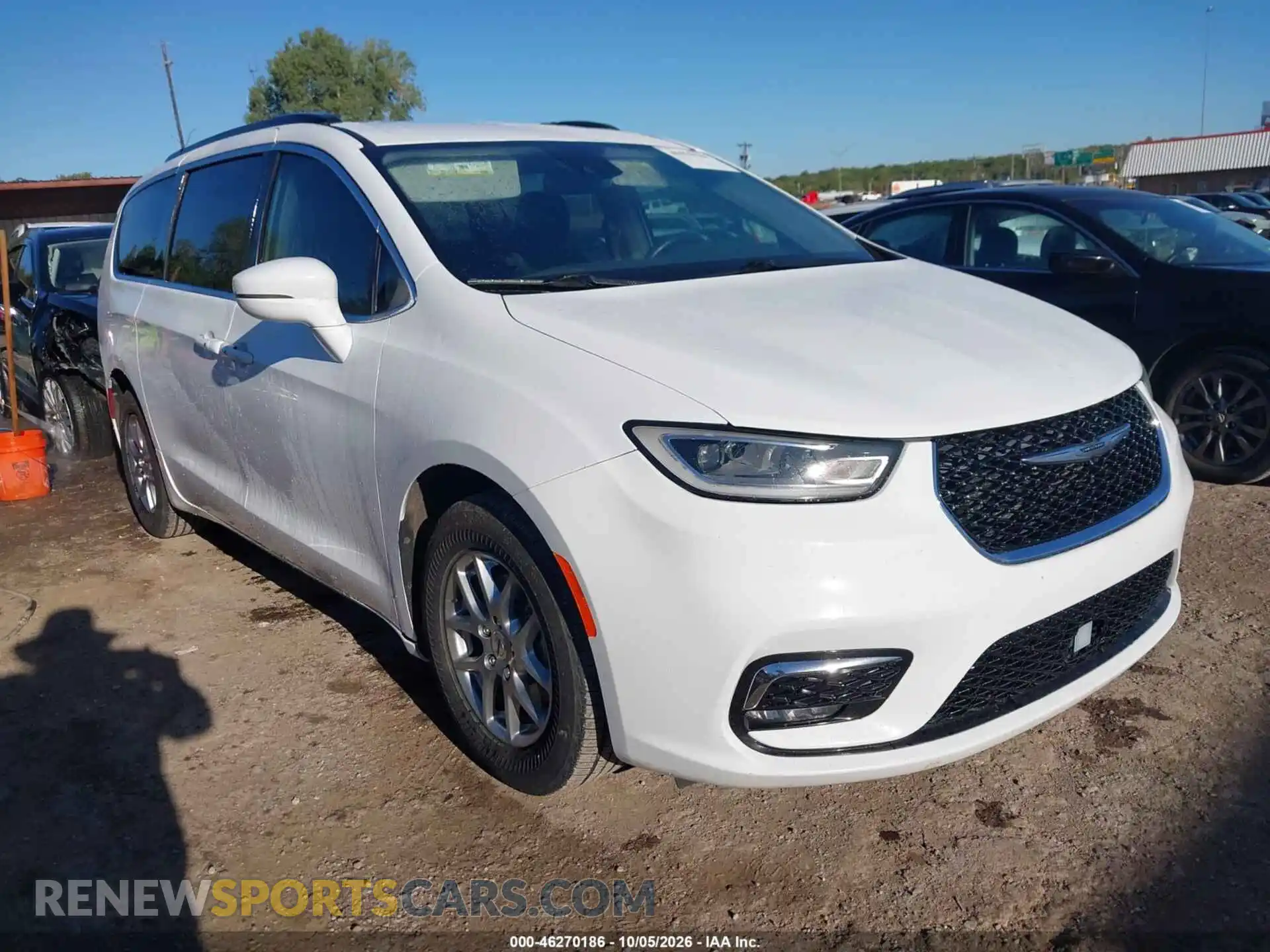1 Фотография поврежденного автомобиля 2C4RC1FG8MR592932 CHRYSLER PACIFICA 2021