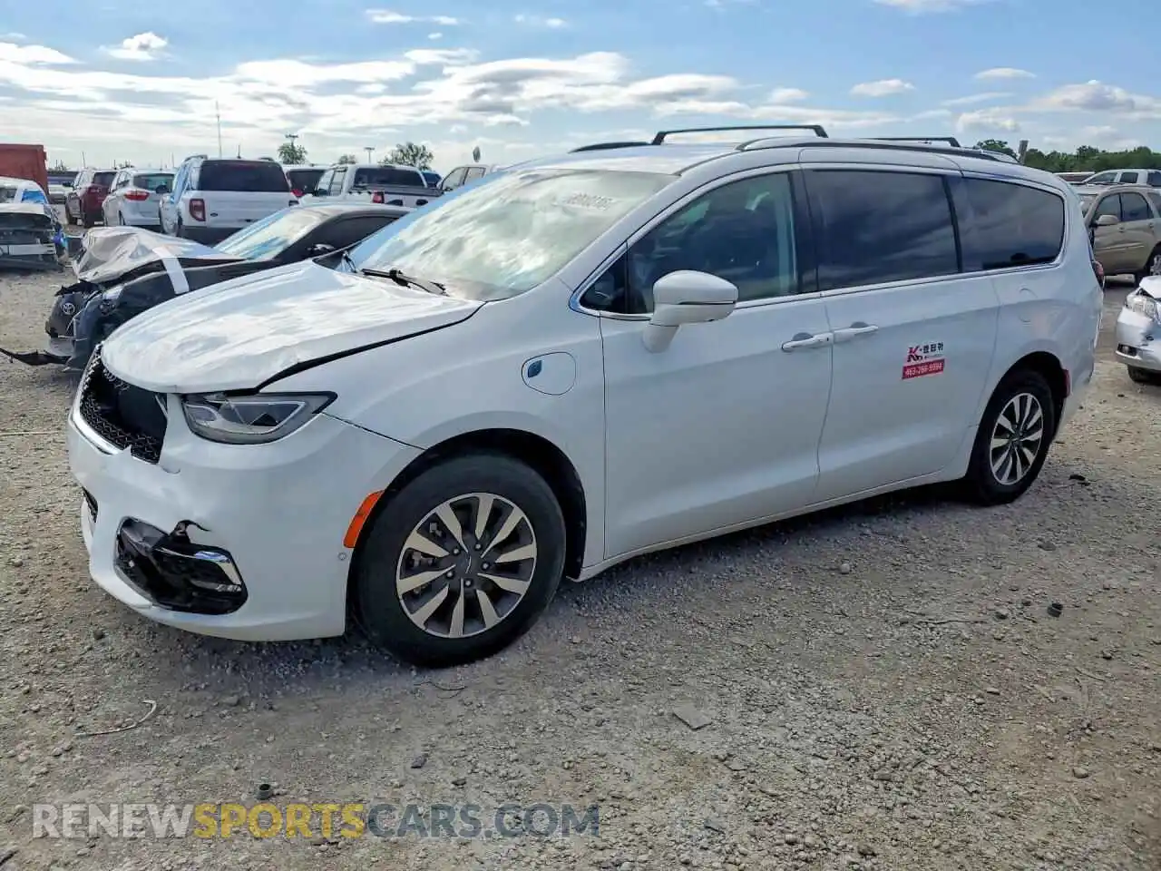 1 Photograph of a damaged car 2C4RC1L75MR587806 CHRYSLER PACIFICA 2021