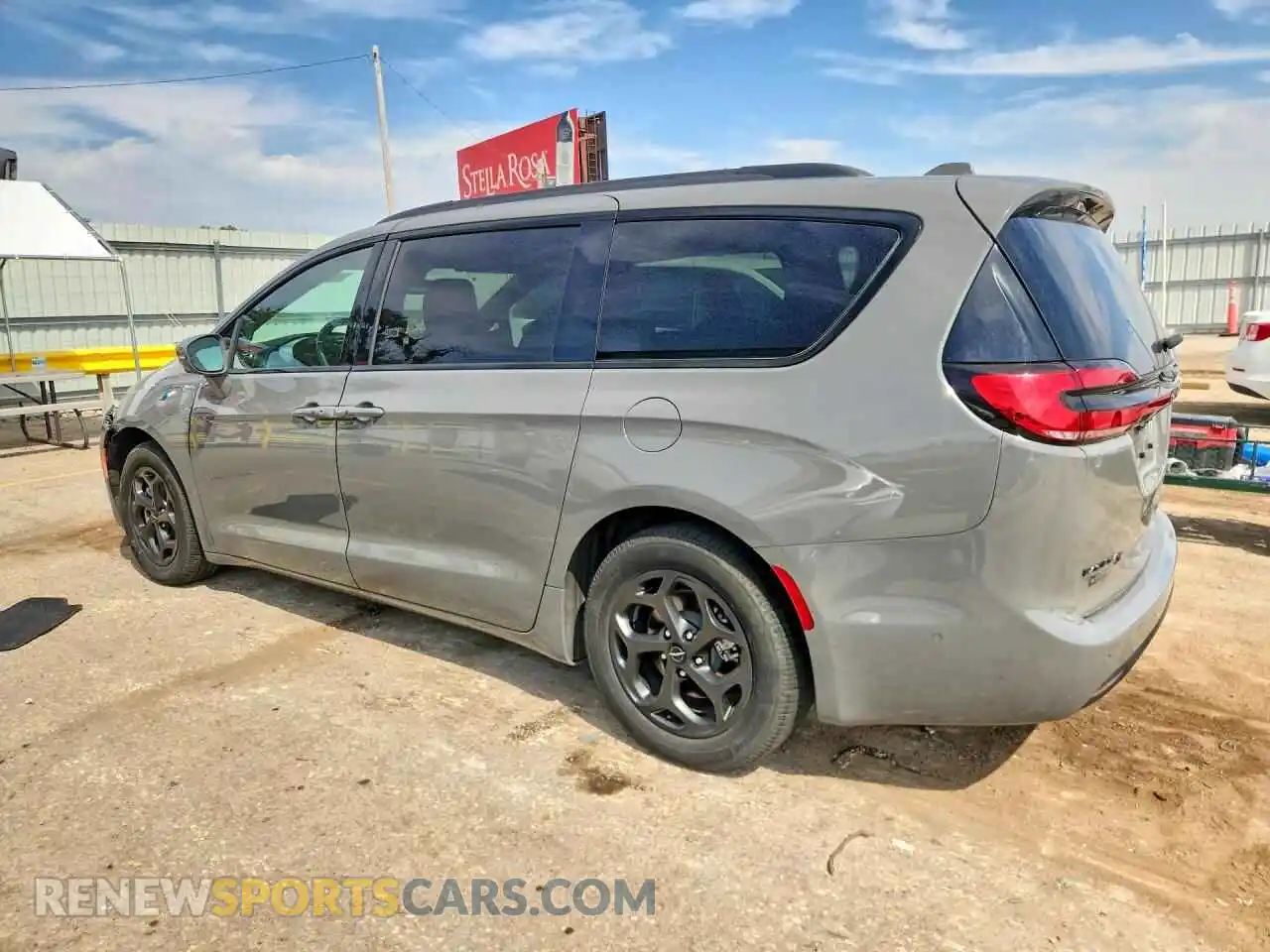 2 Photograph of a damaged car 2C4RC1S71MR545389 CHRYSLER PACIFICA 2021