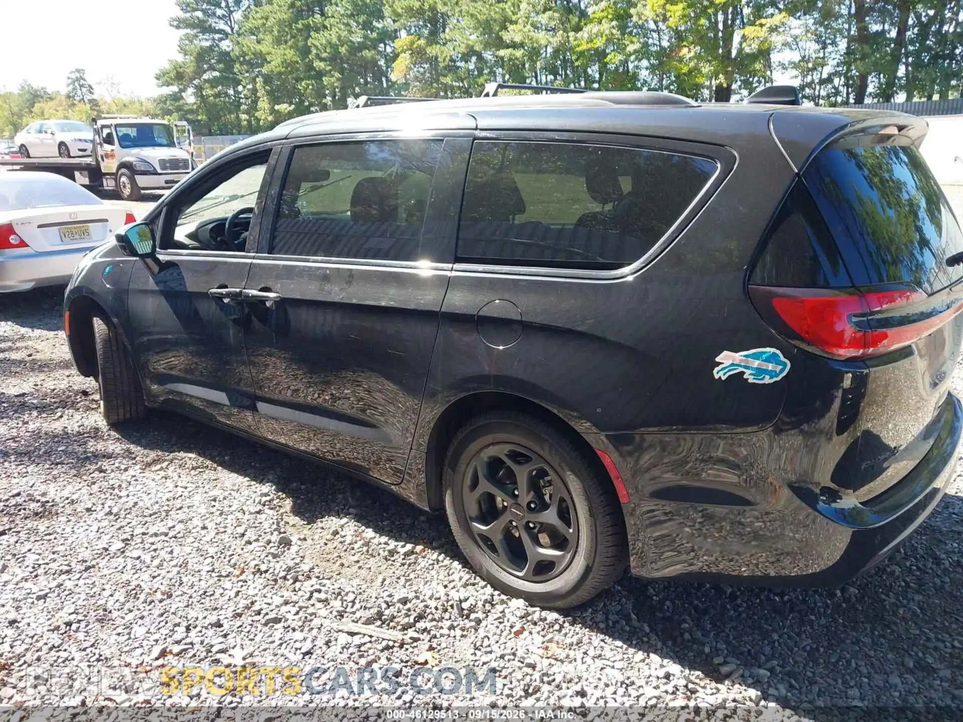 3 Фотография поврежденного автомобиля 2C4RC1S79MR569472 CHRYSLER PACIFICA 2021