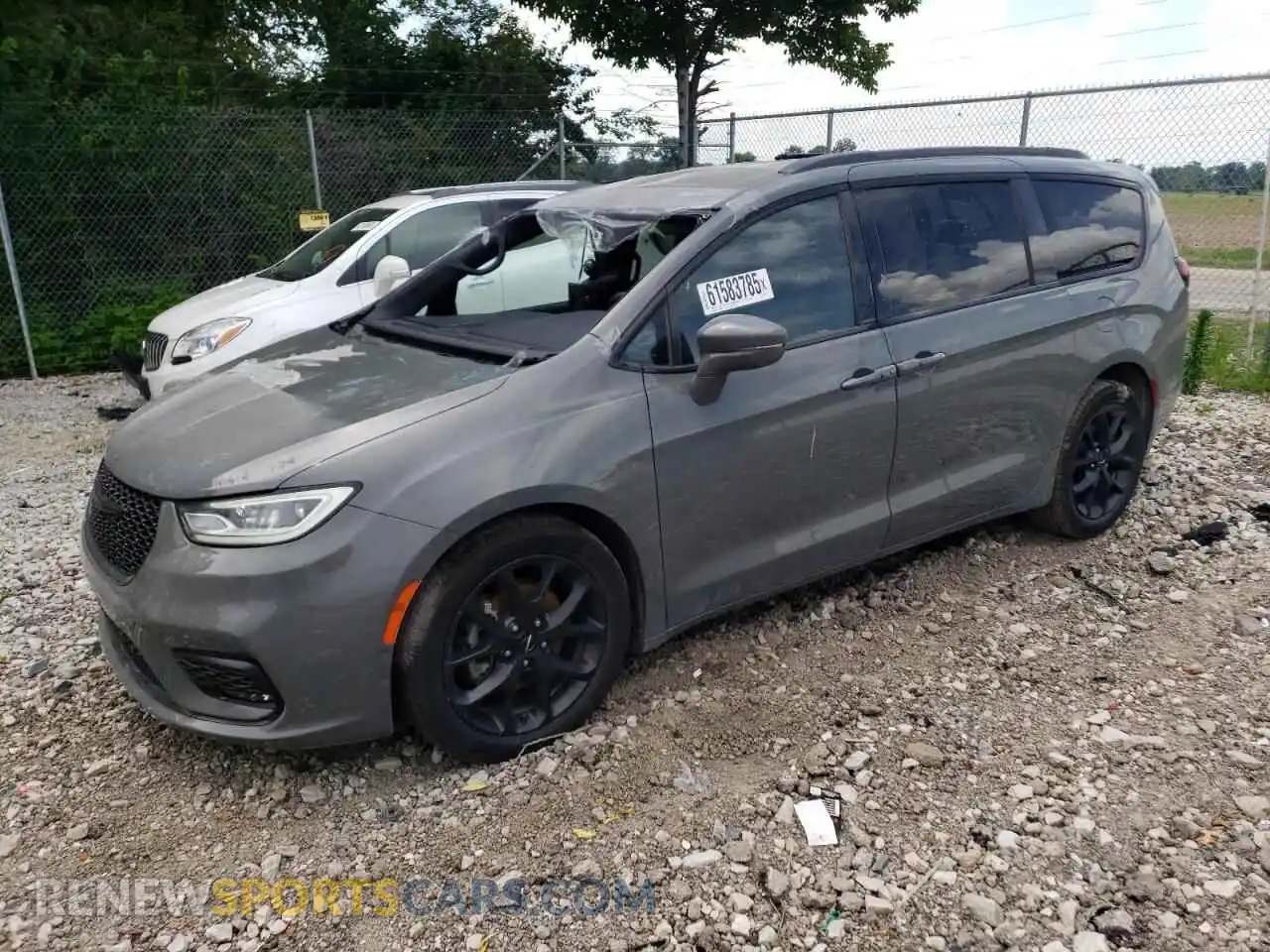 1 Photograph of a damaged car 2C4RC1BG0NR101681 CHRYSLER PACIFICA 2022