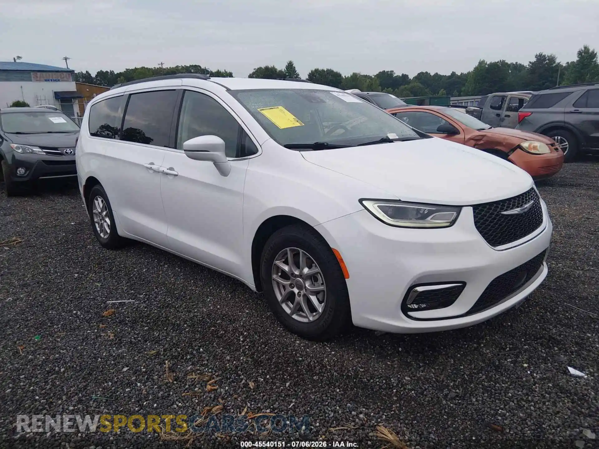 1 Photograph of a damaged car 2C4RC1BG0NR125558 CHRYSLER PACIFICA 2022