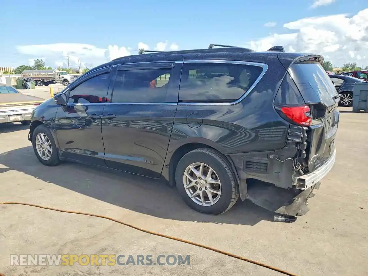 2 Photograph of a damaged car 2C4RC1BG0NR140707 CHRYSLER PACIFICA 2022