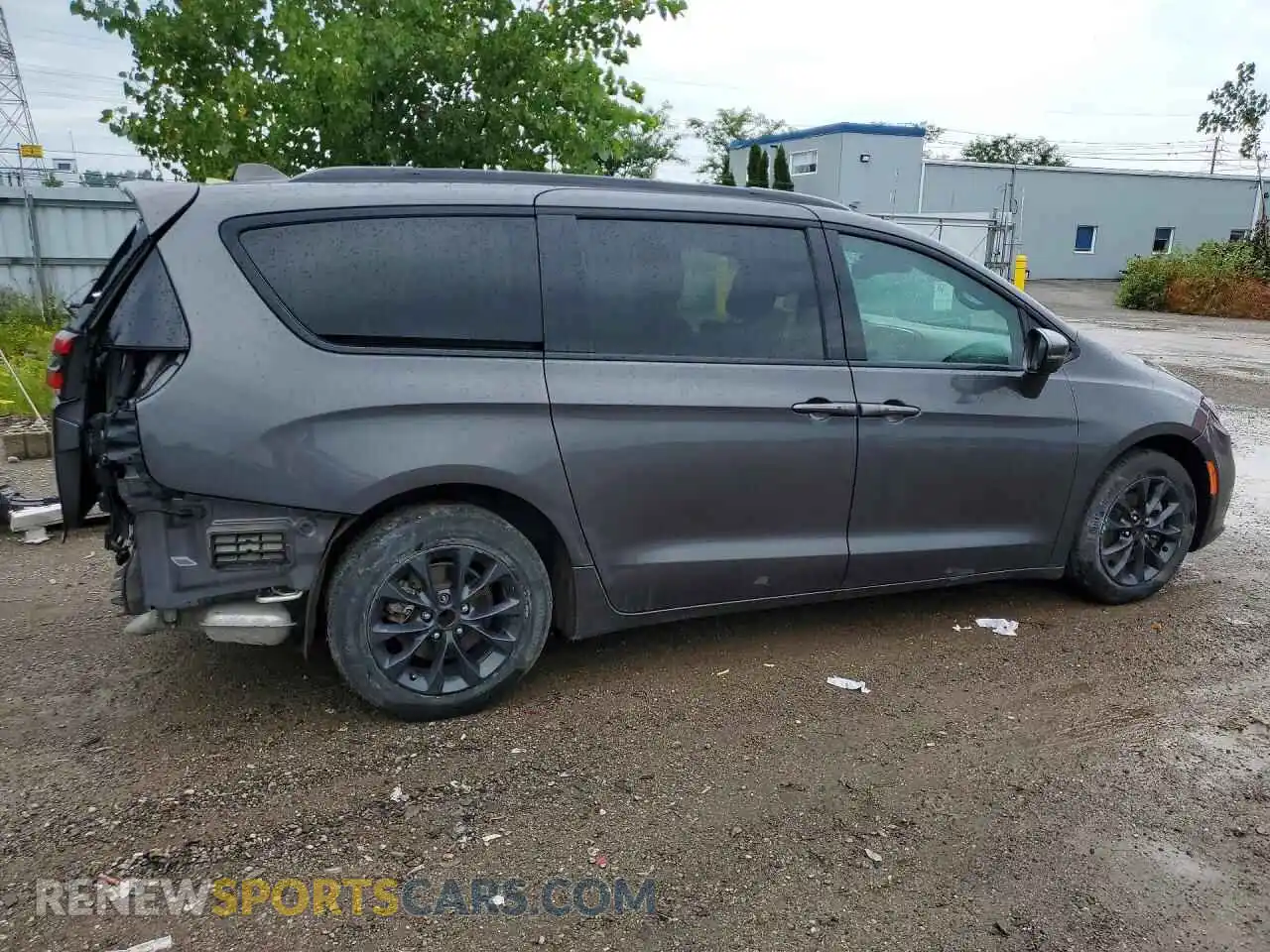 3 Photograph of a damaged car 2C4RC1BG1NR108722 CHRYSLER PACIFICA 2022