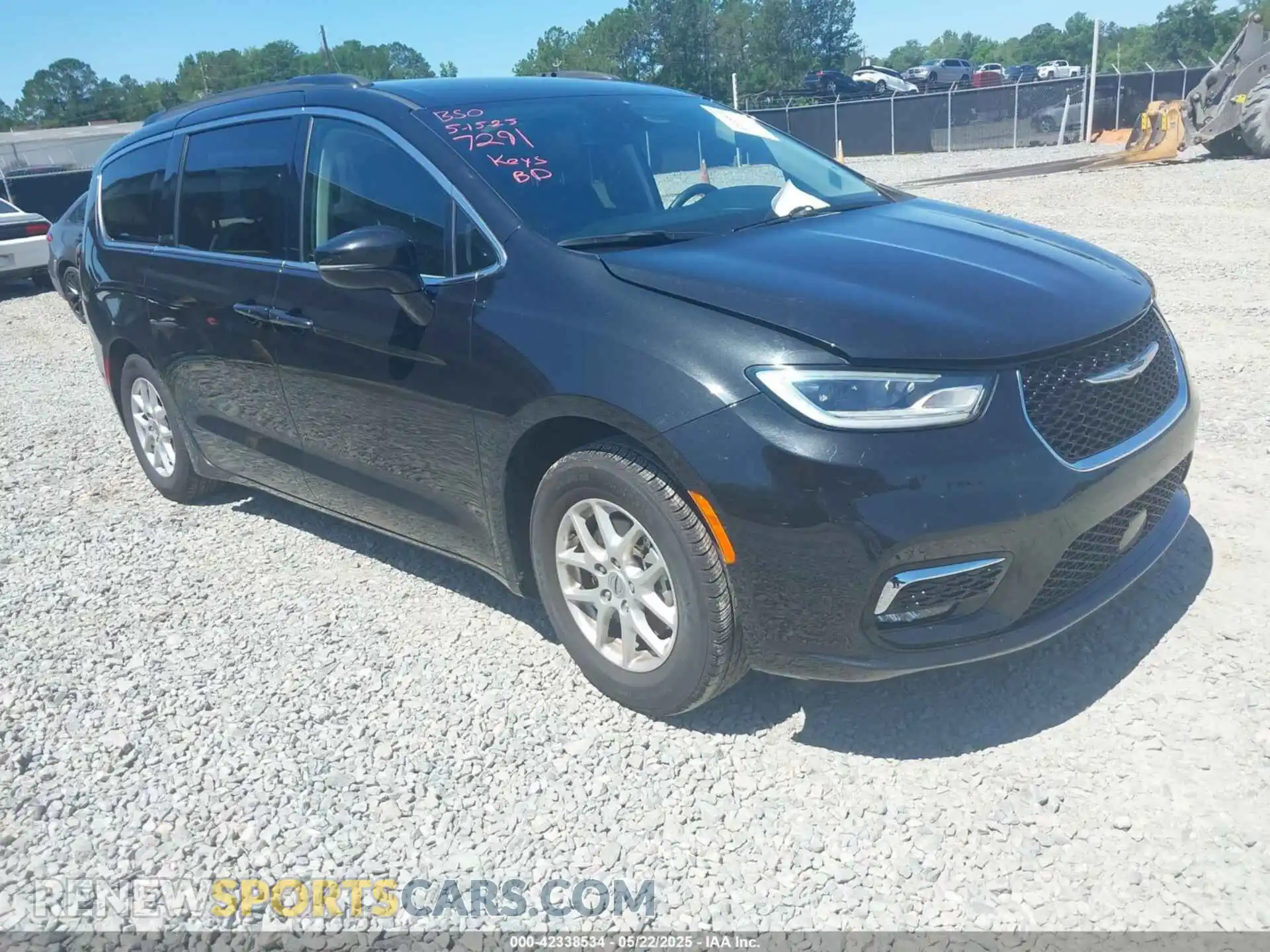 1 Photograph of a damaged car 2C4RC1BG1NR117291 CHRYSLER PACIFICA 2022