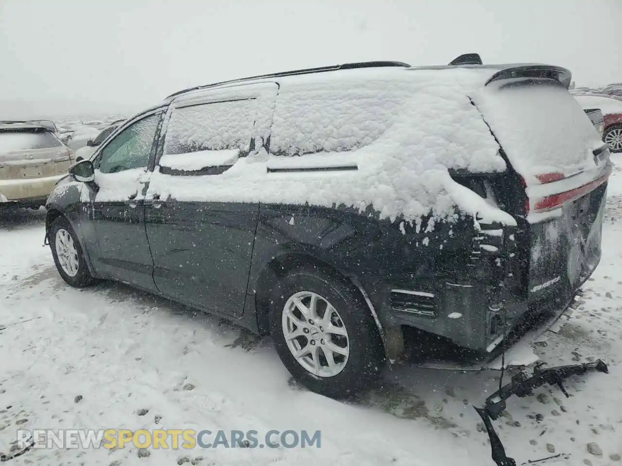 2 Photograph of a damaged car 2C4RC1BG1NR135516 CHRYSLER PACIFICA 2022