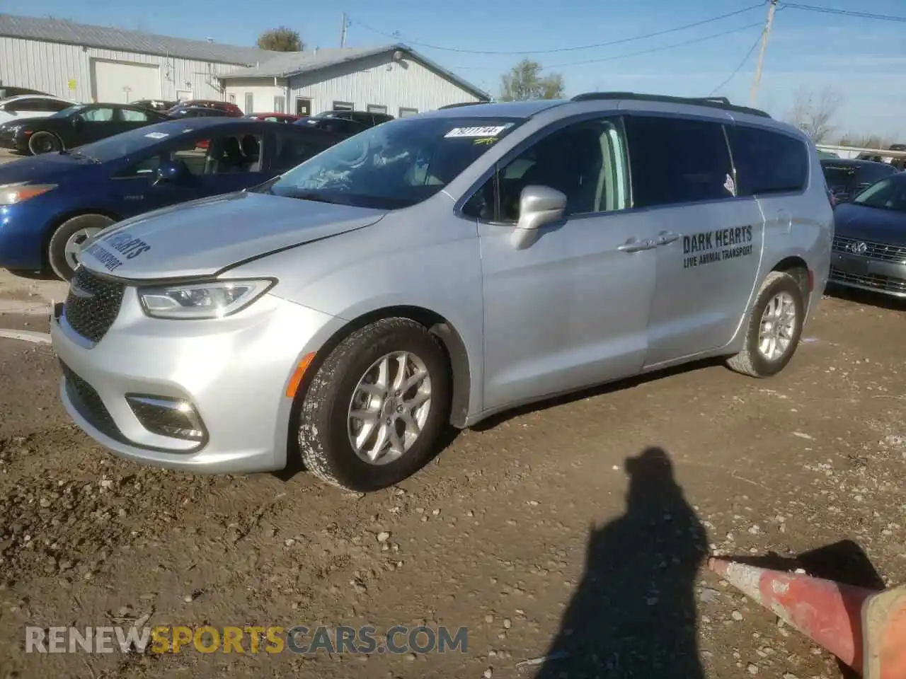 1 Photograph of a damaged car 2C4RC1BG1NR152168 CHRYSLER PACIFICA 2022